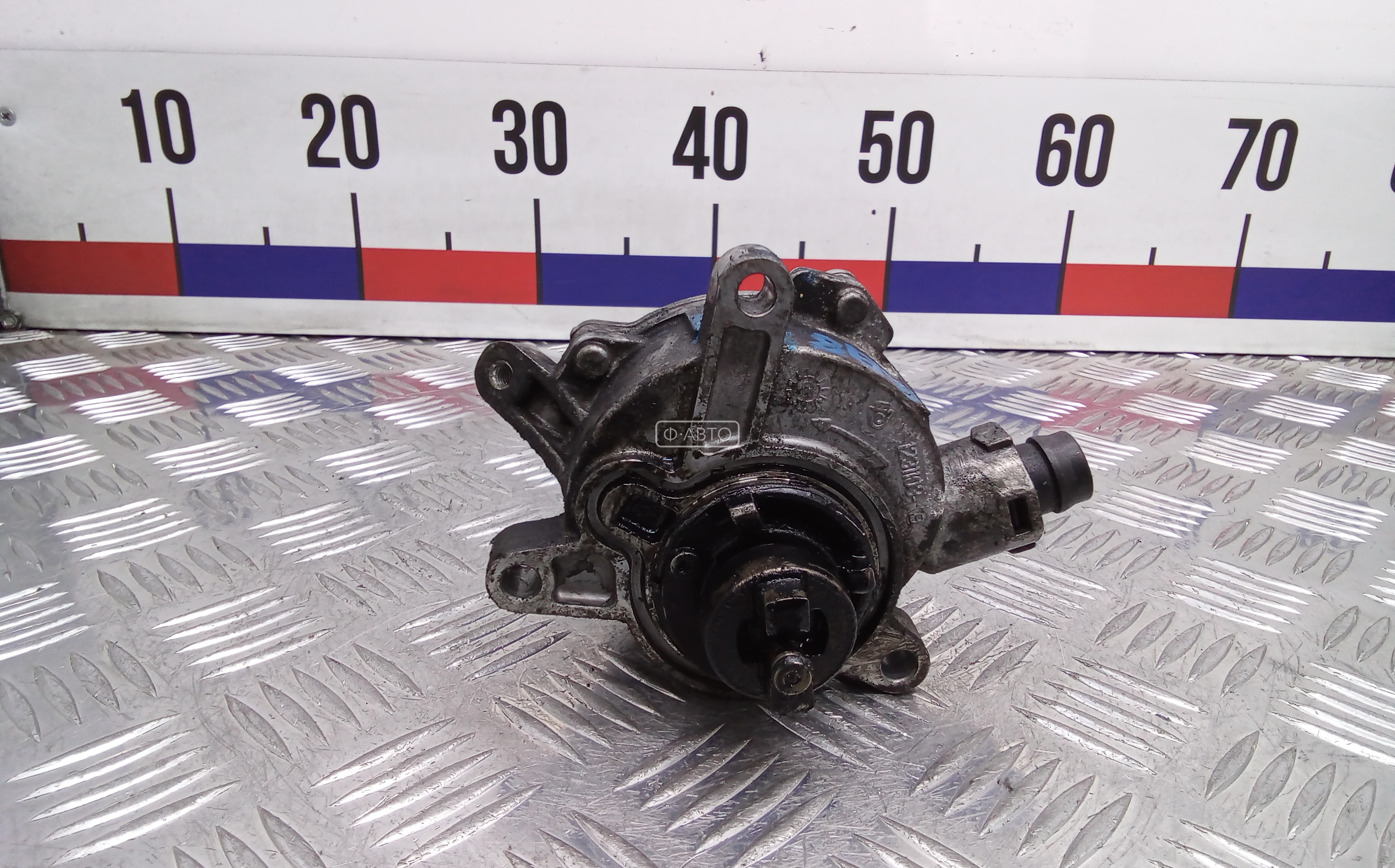 Насос вакуумный