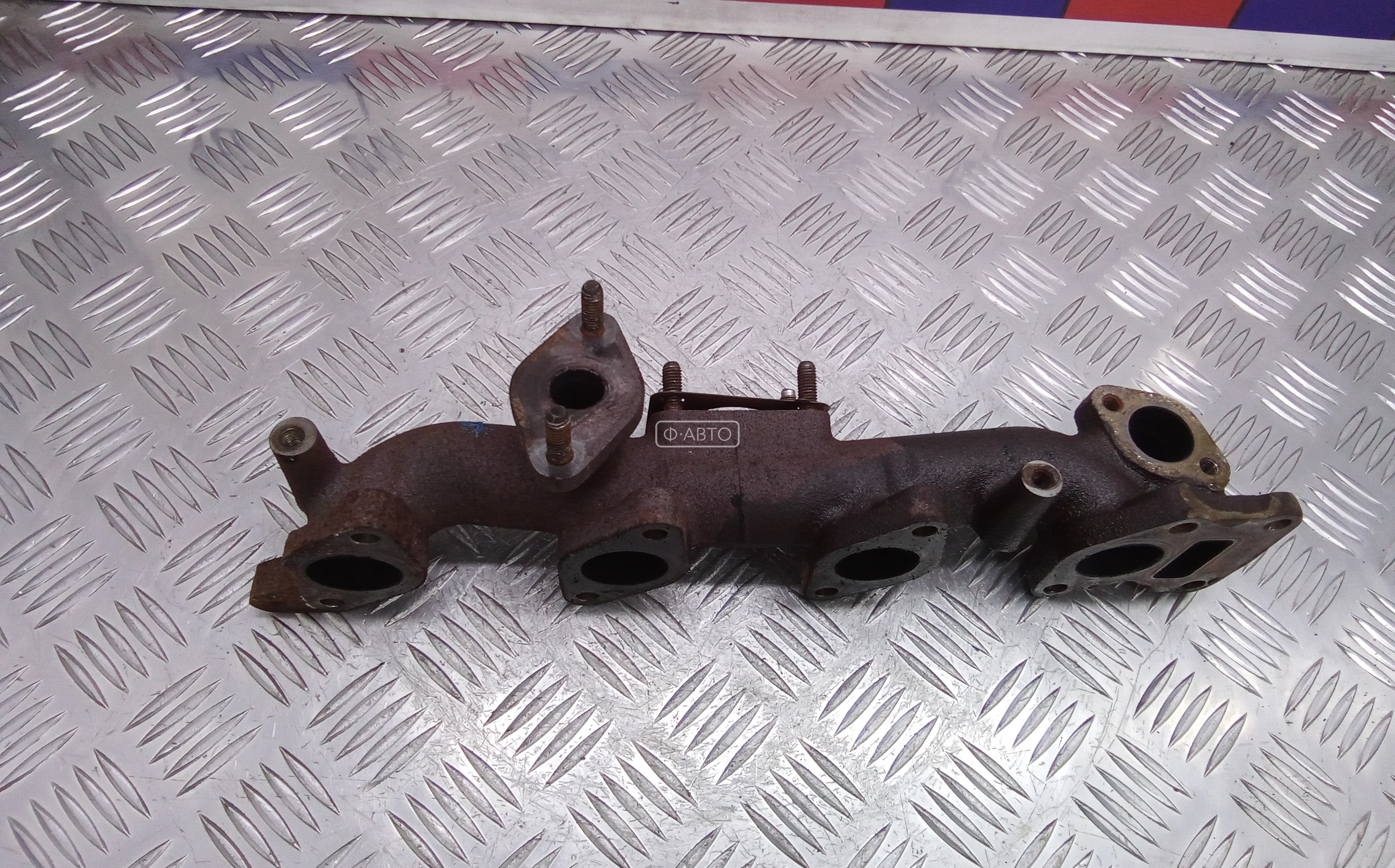 Выпускной коллектор дизельный