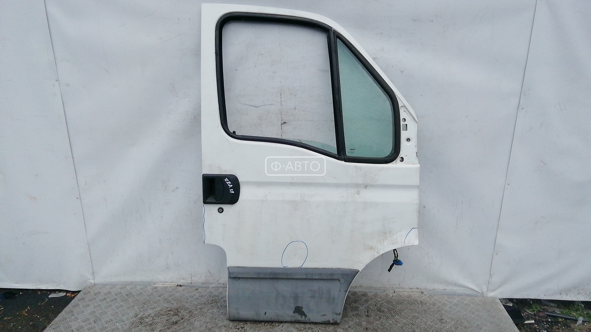 Дверь передняя правая