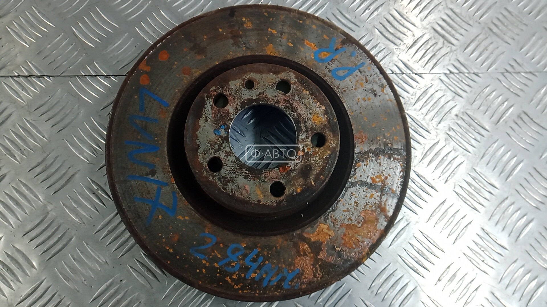 Диск тормозной передний