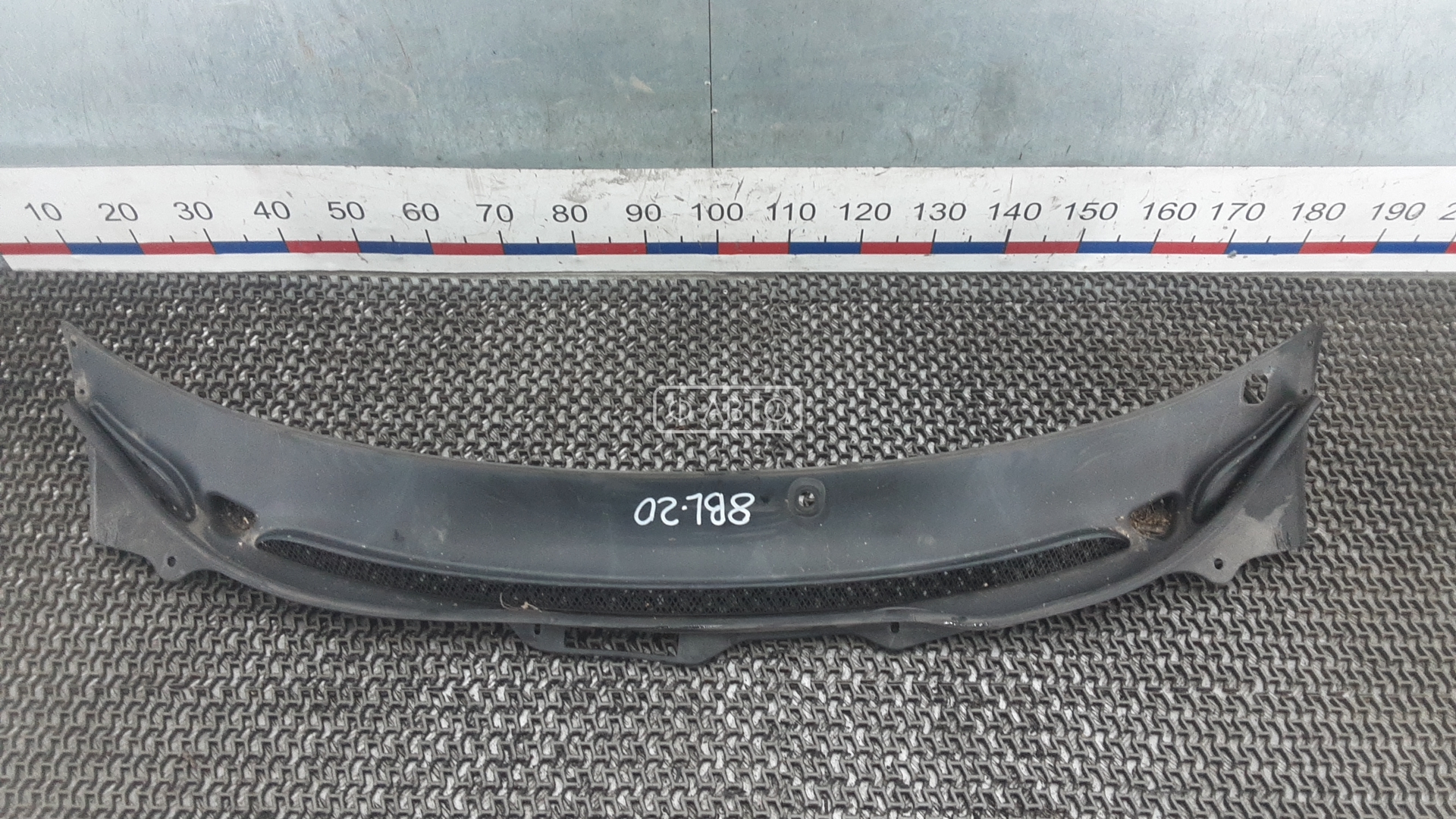 Накладка декоративная (жабо, дождевик)