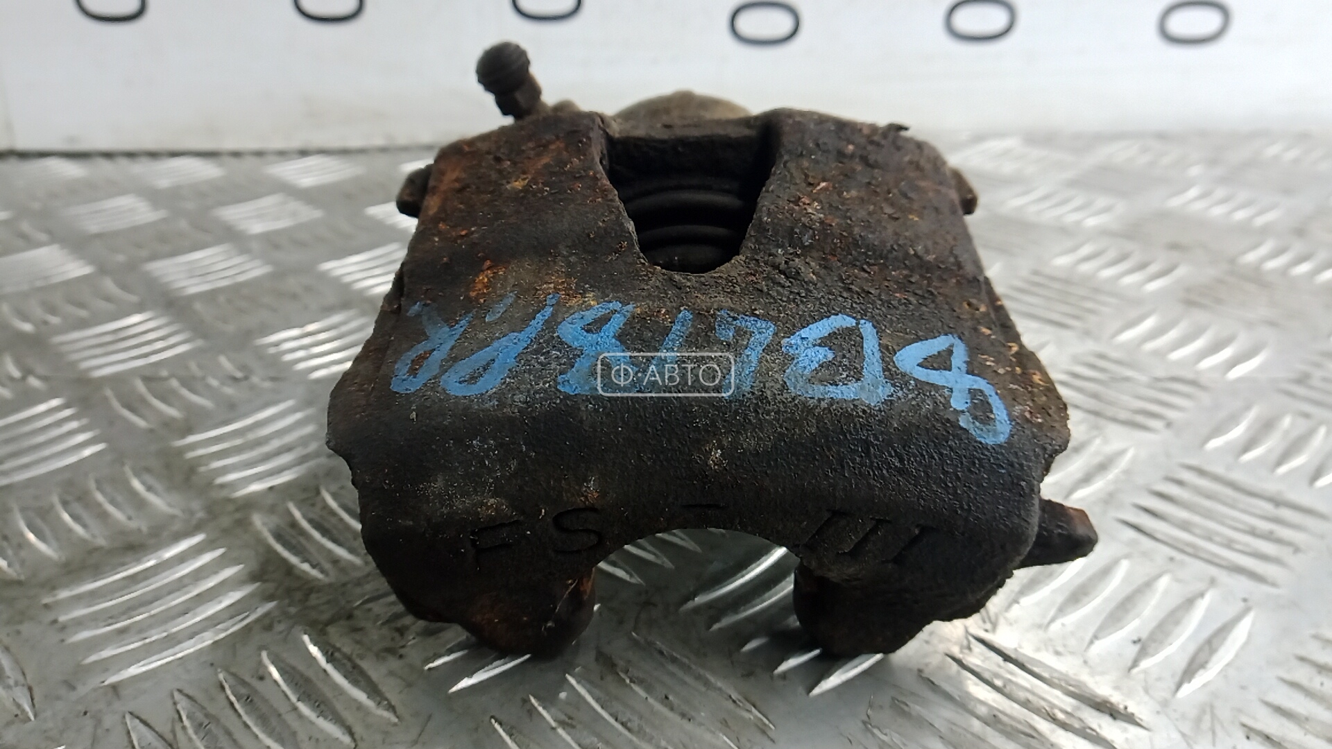 Суппорт тормозной передний правый