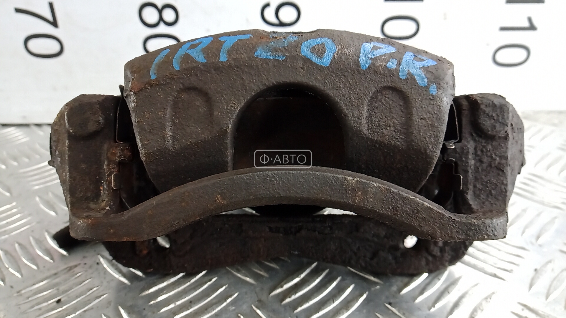 Суппорт тормозной передний правый