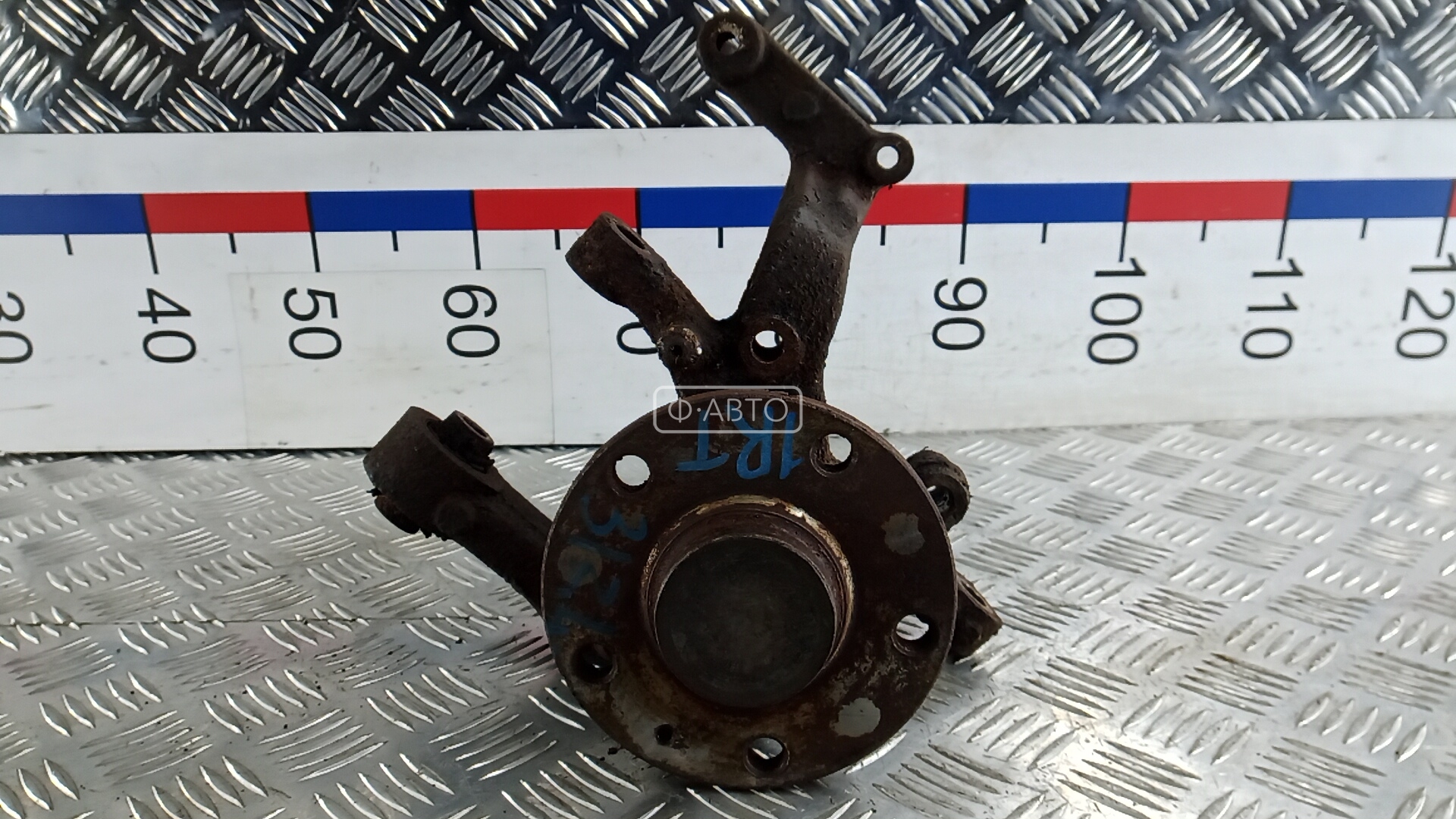 Ступица задняя левая