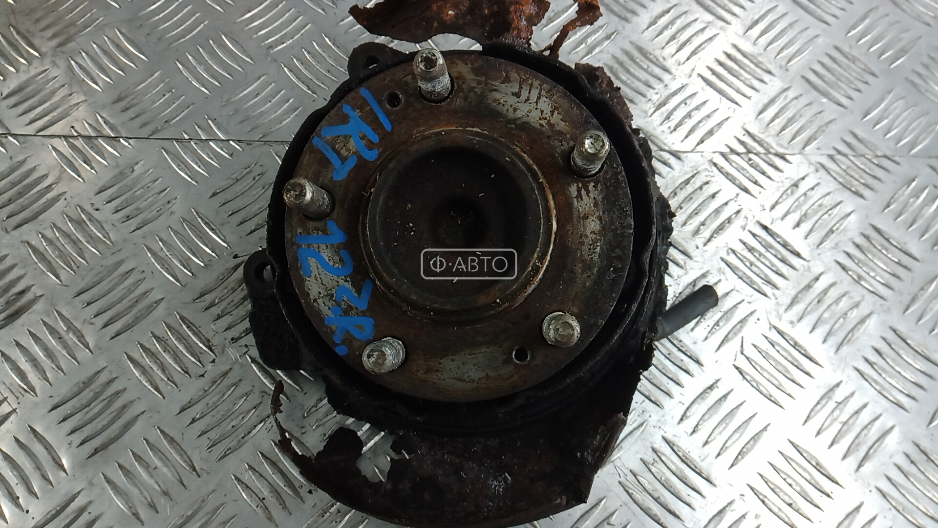 Ступица задняя правая