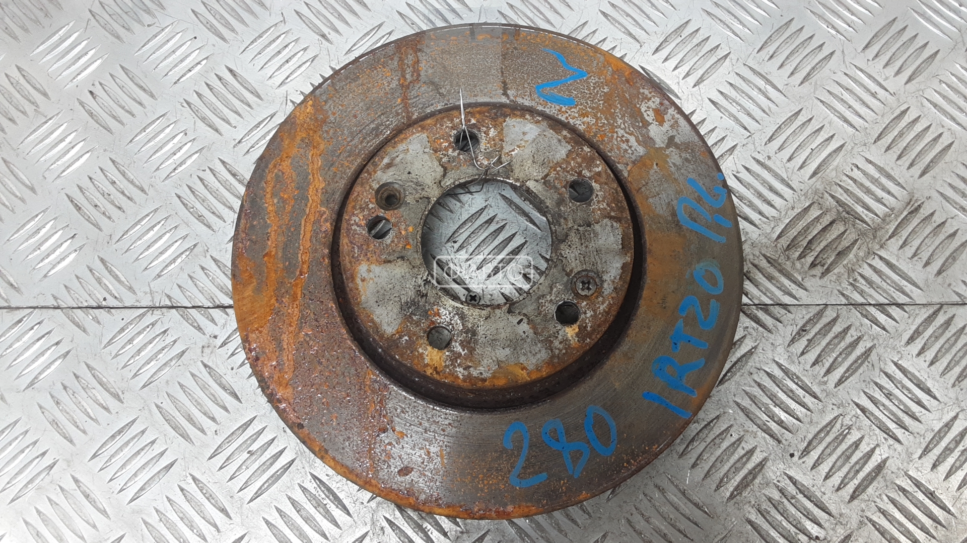 Диск тормозной передний