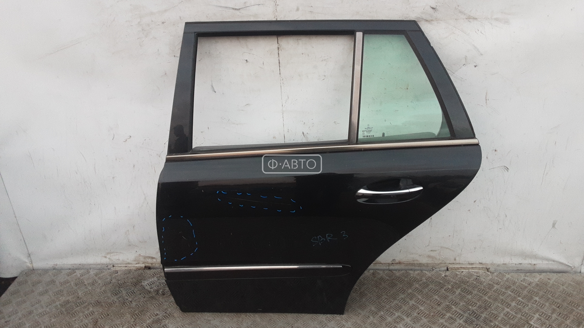 Дверь задняя левая