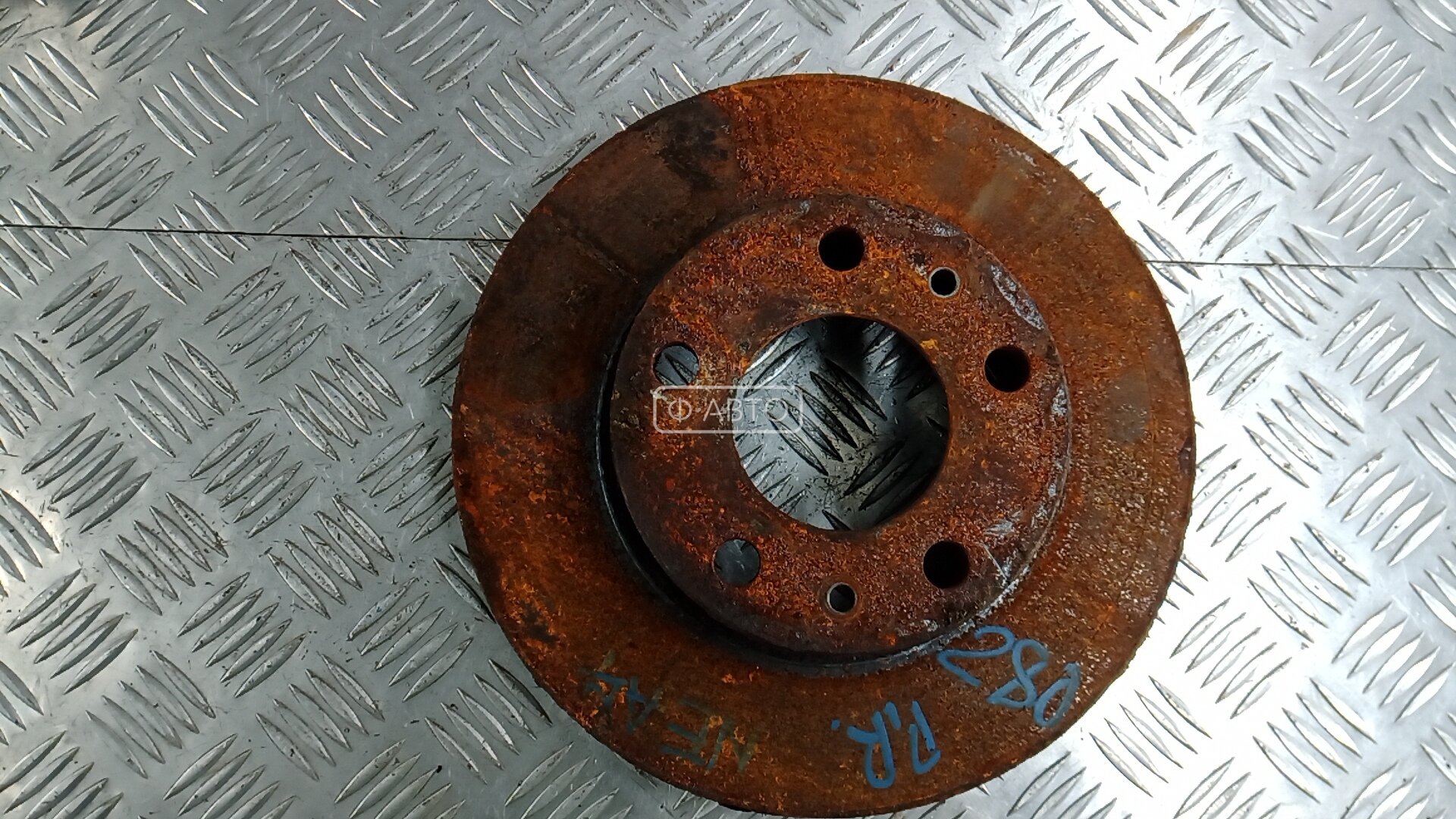 Диск тормозной передний