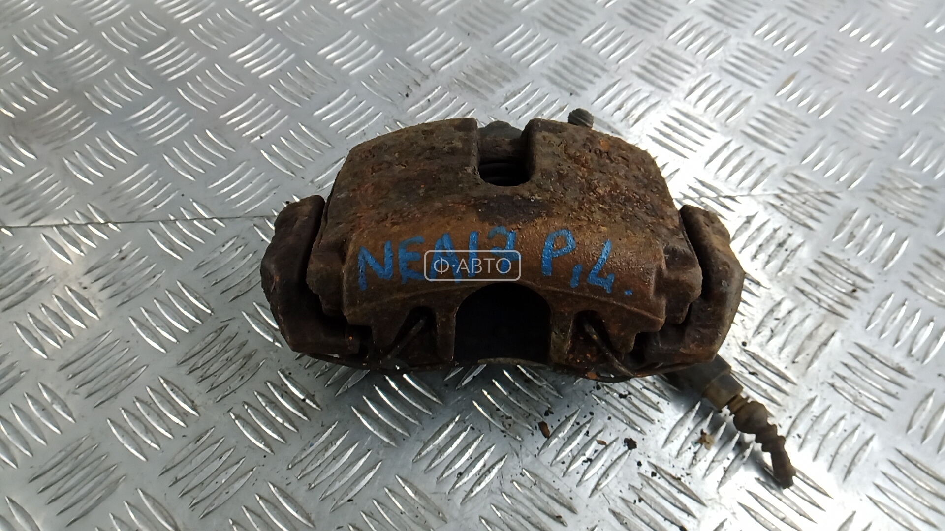 Суппорт тормозной передний левый