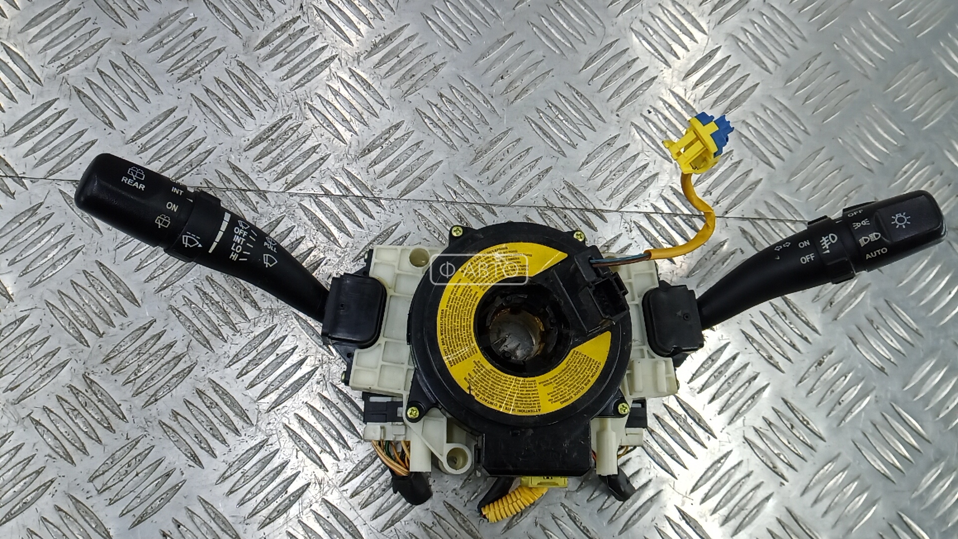 Переключатель поворотов и дворников (стрекоза)