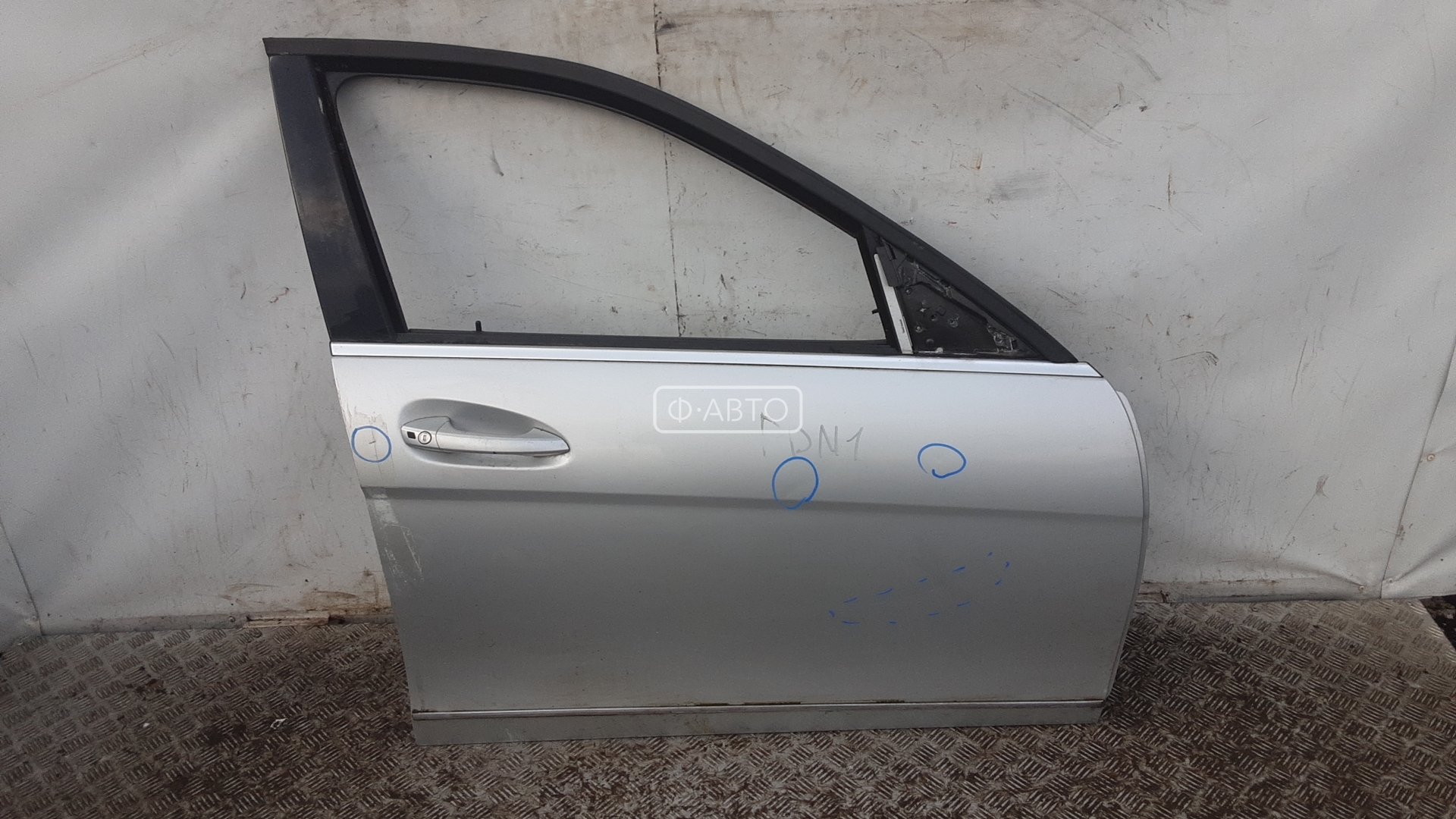 Дверь передняя правая