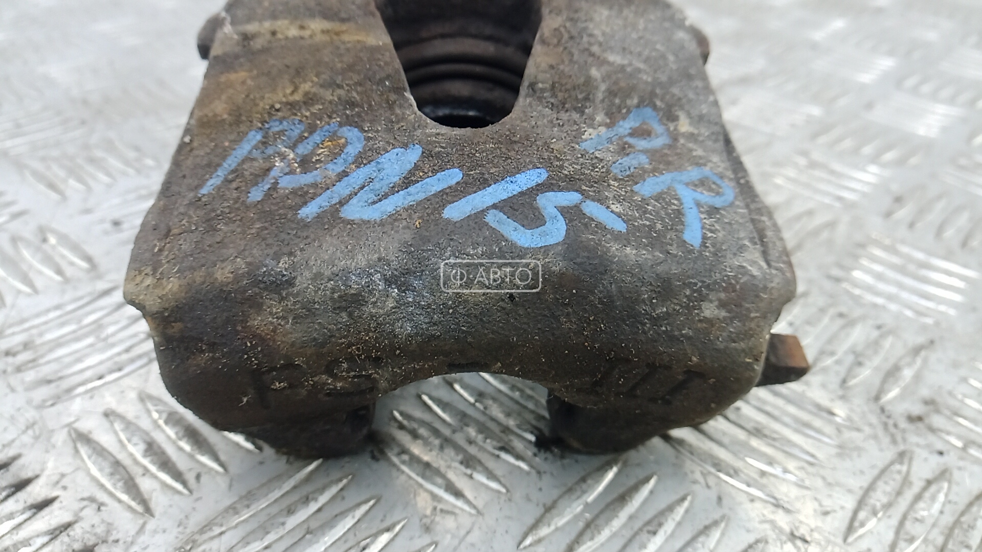 Суппорт тормозной передний правый