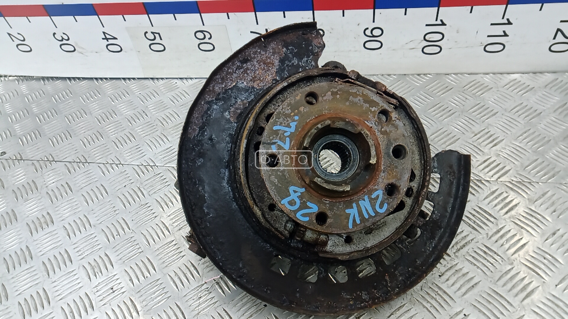 Ступица задняя левая