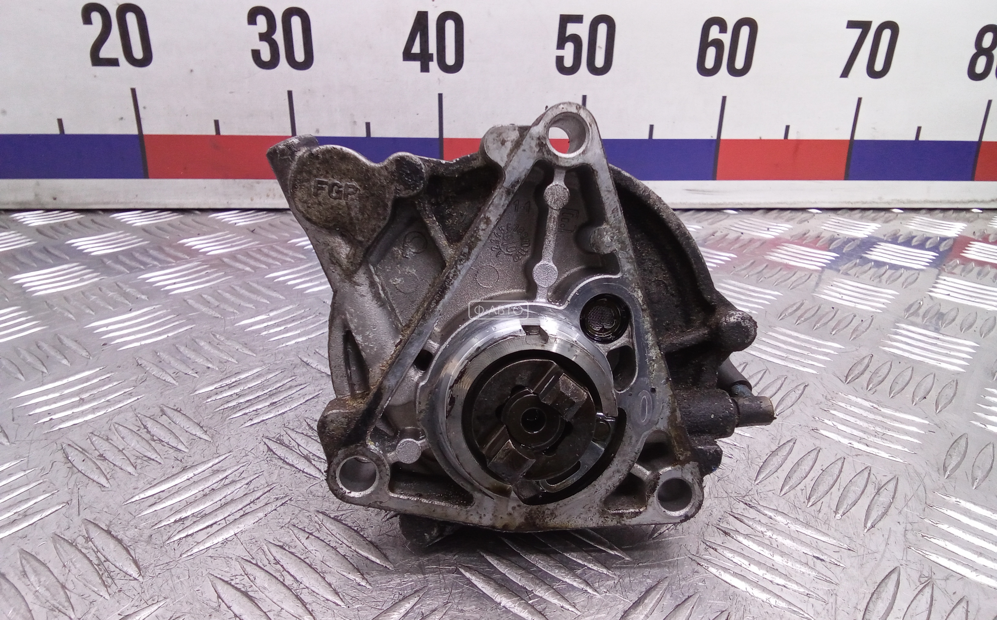 Насос вакуумный