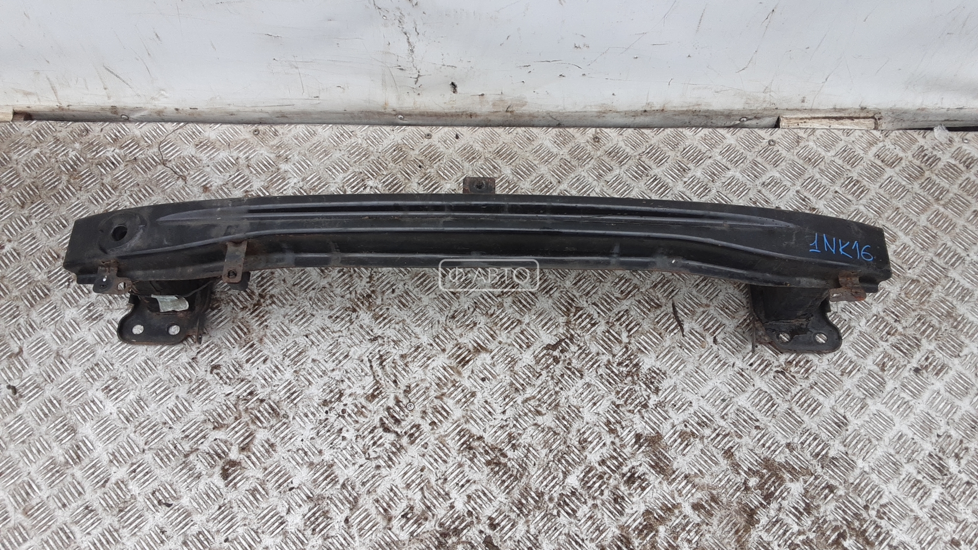 Усилитель бампера передний (кронштейн)