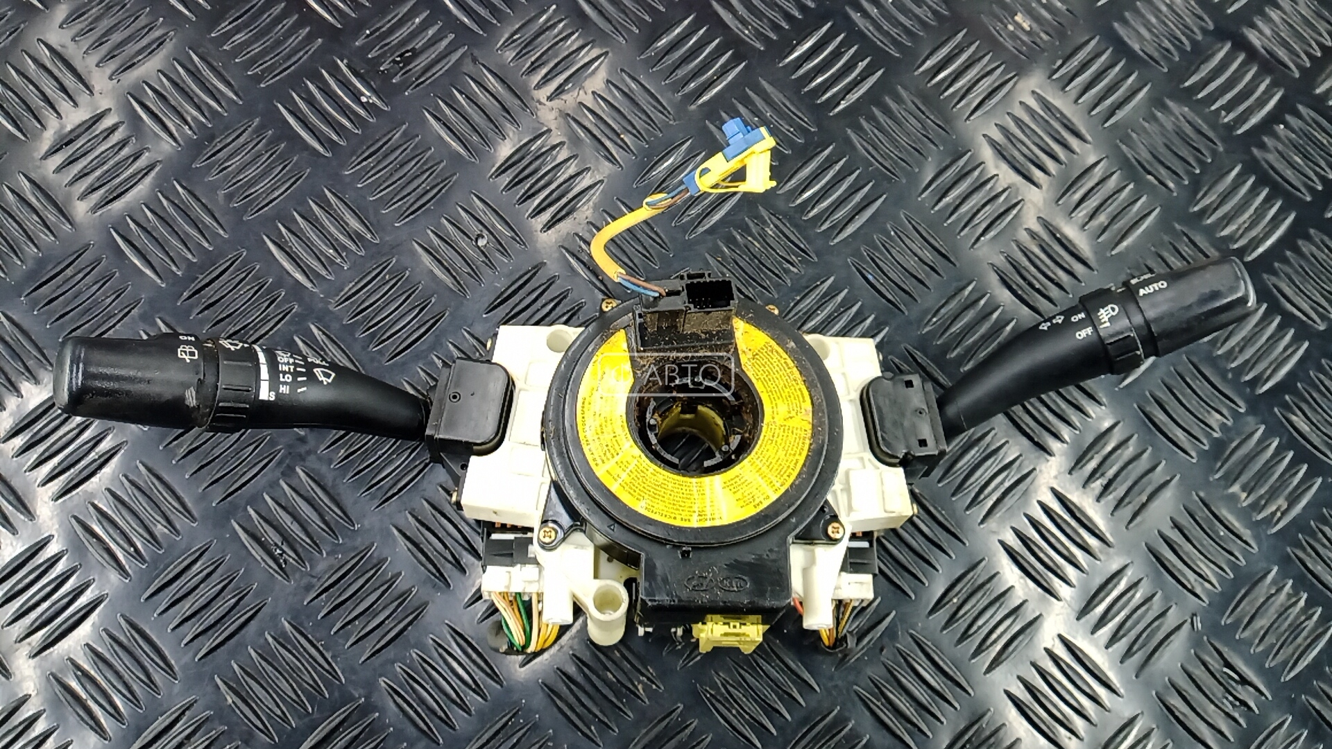 Переключатель поворотов и дворников (стрекоза)