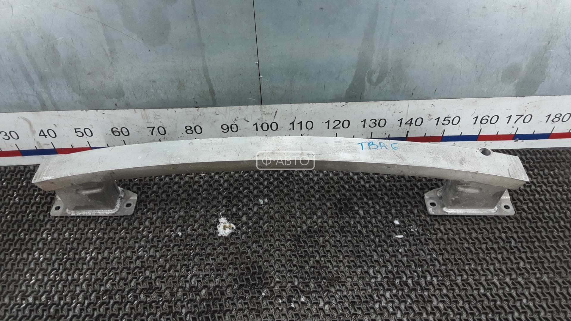 Усилитель бампера задний