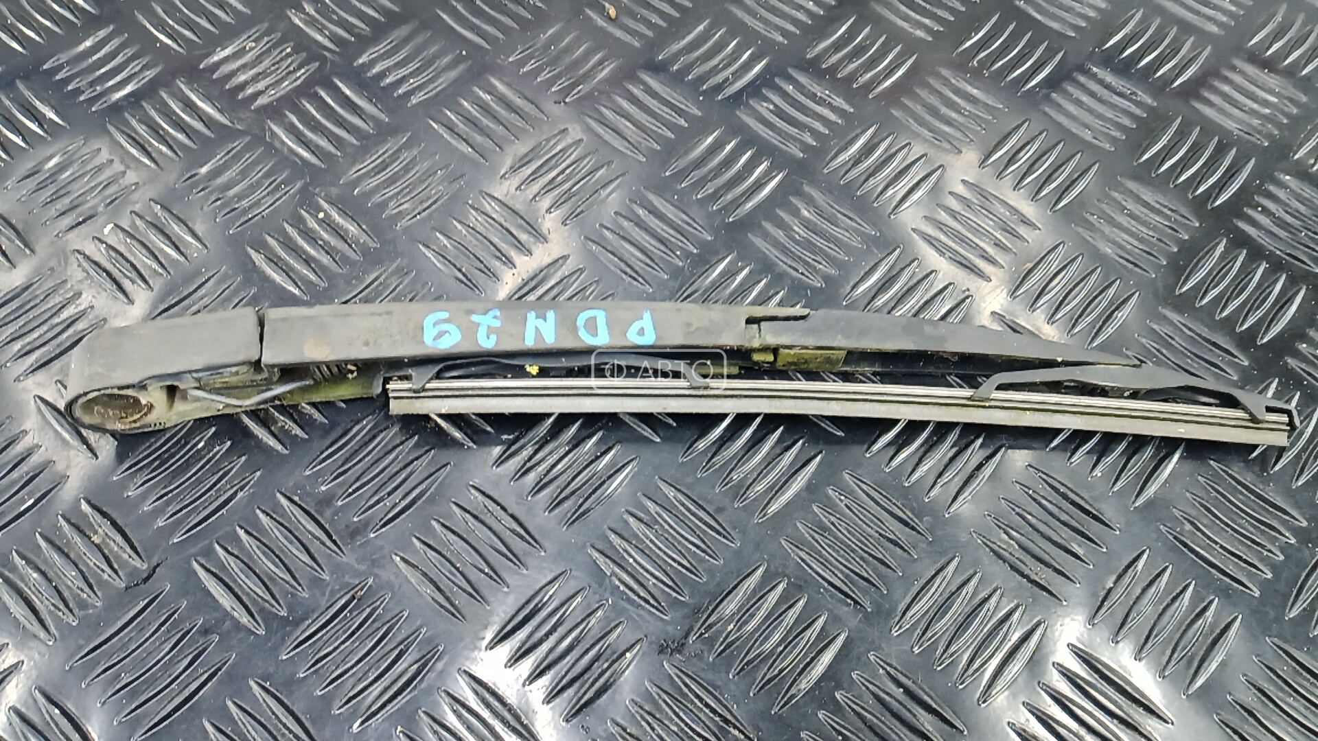 Щеткодержатель 3-5-й двери