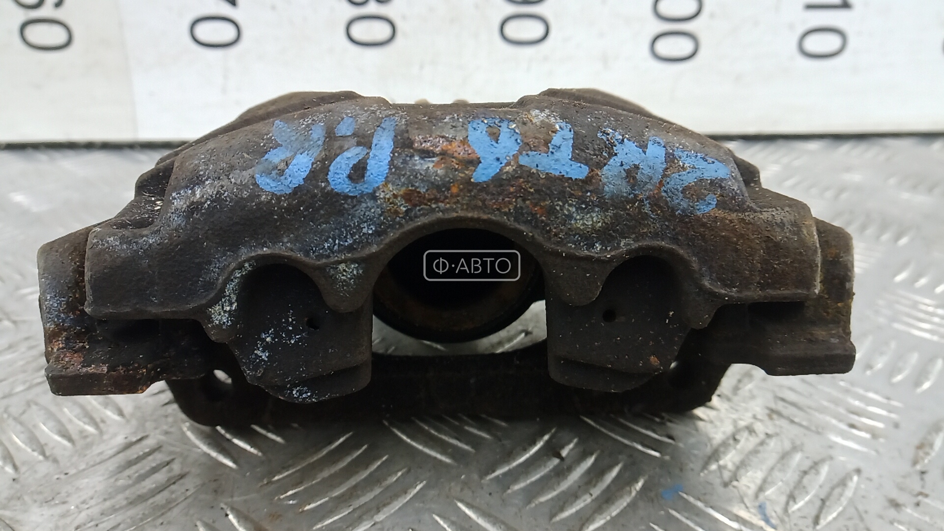 Суппорт тормозной передний правый