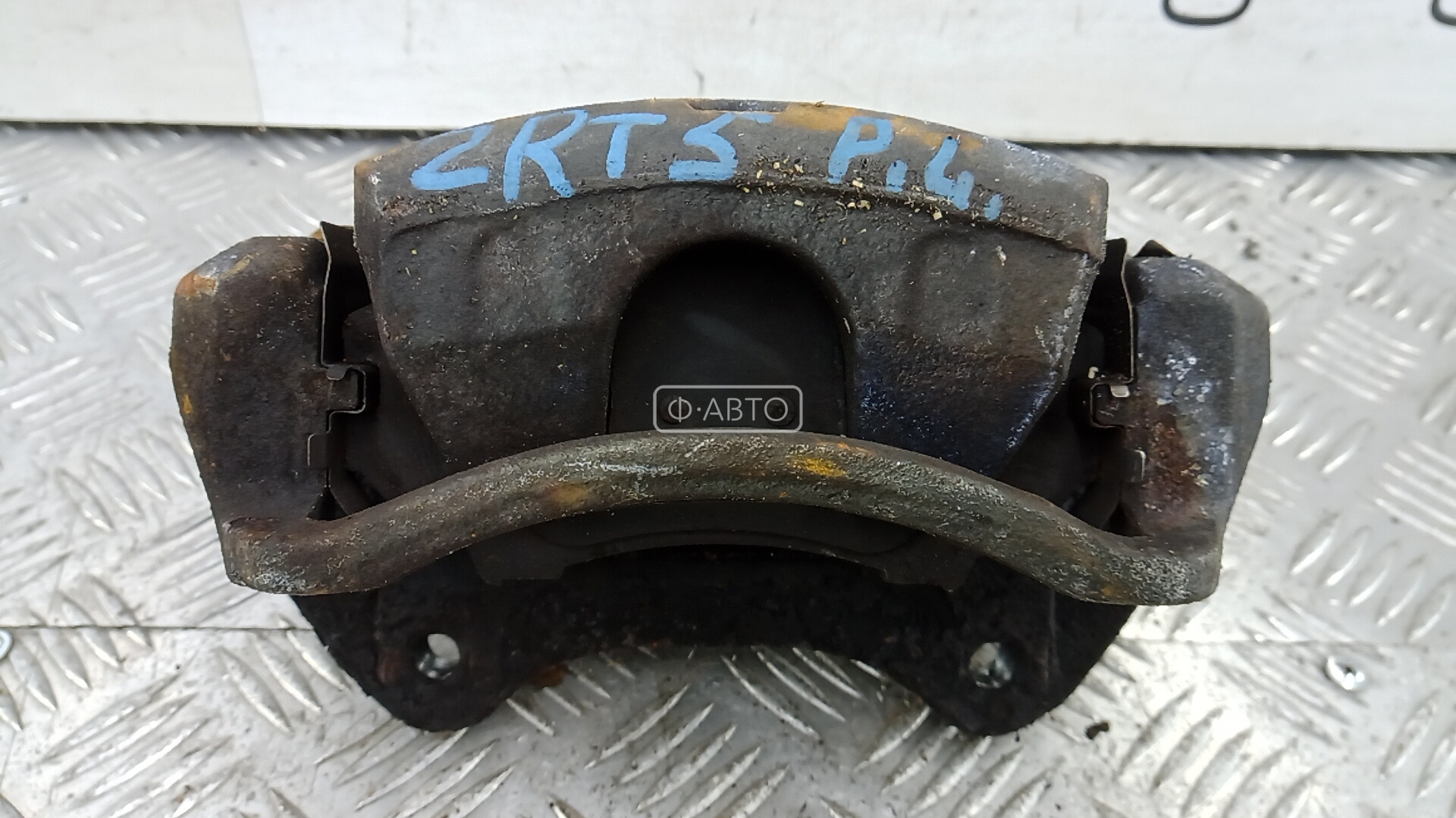 Суппорт тормозной передний левый