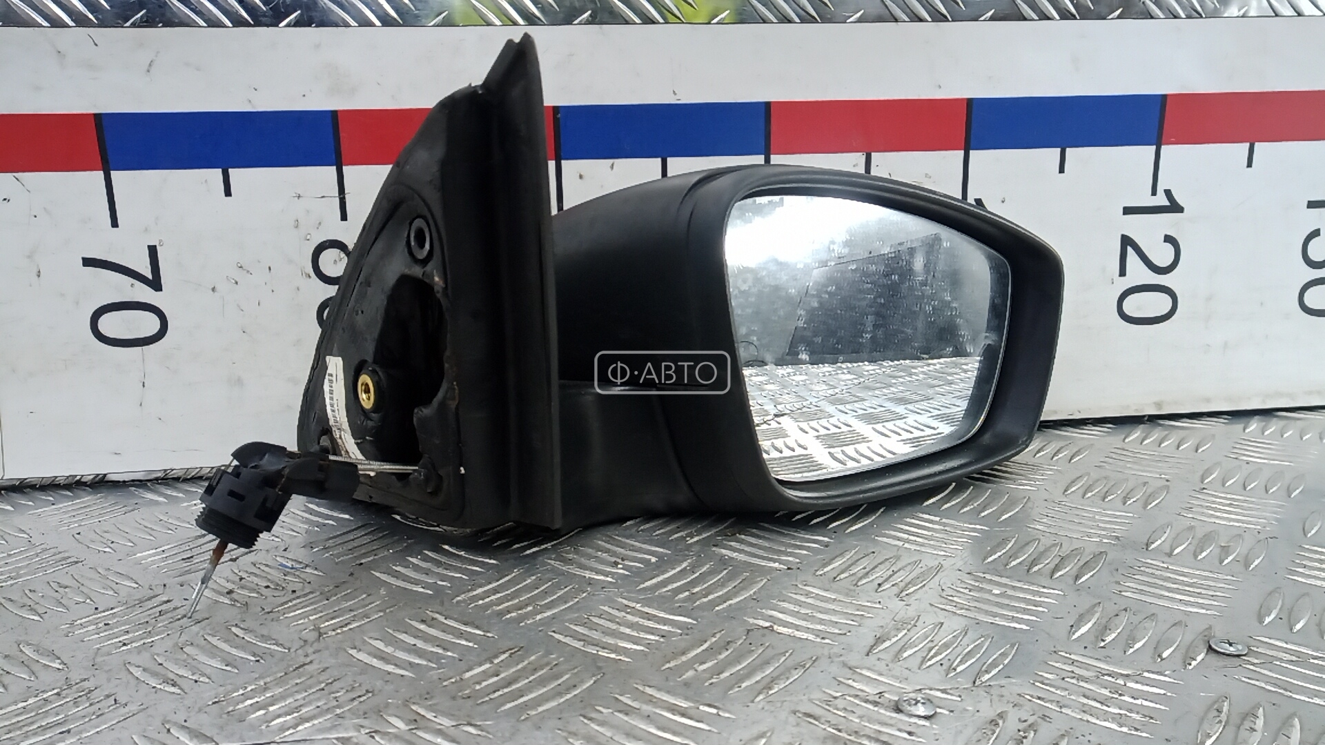 Зеркало наружное правое