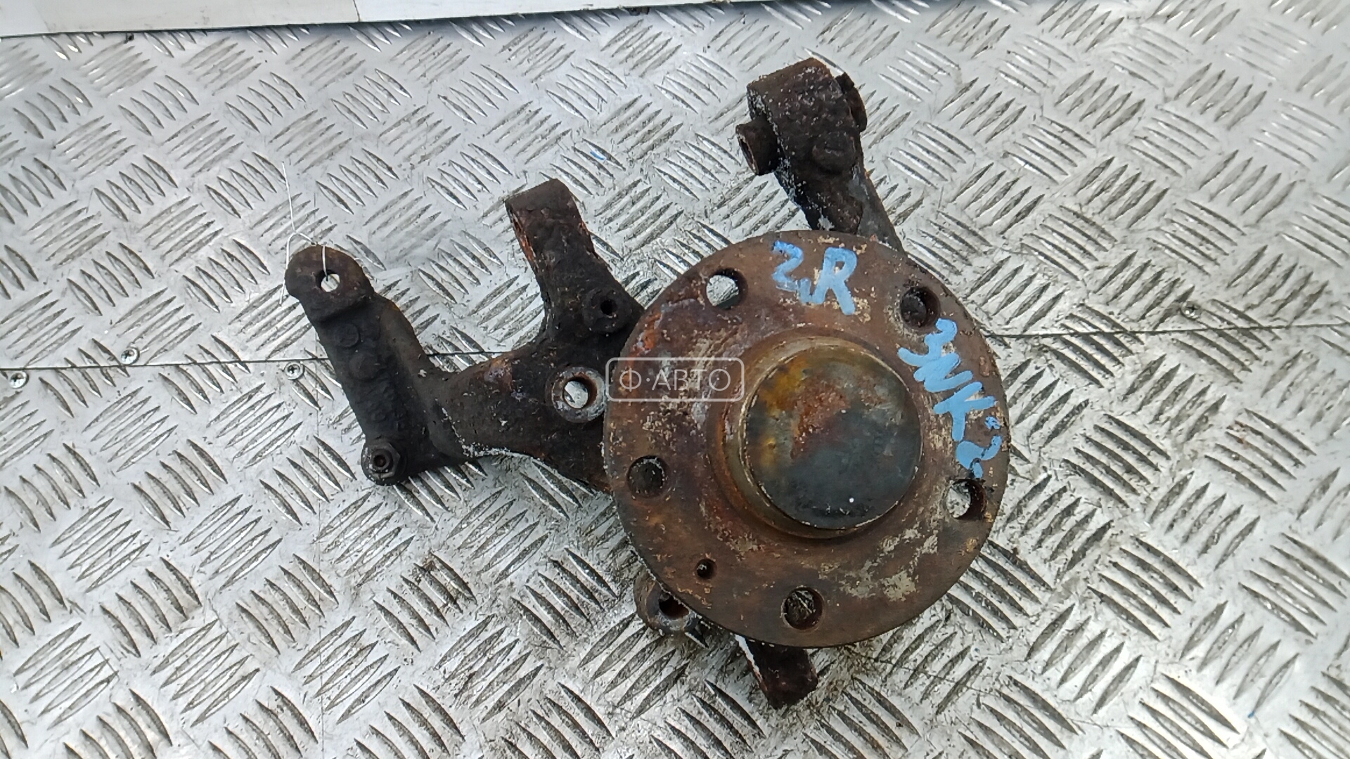Ступица задняя правая