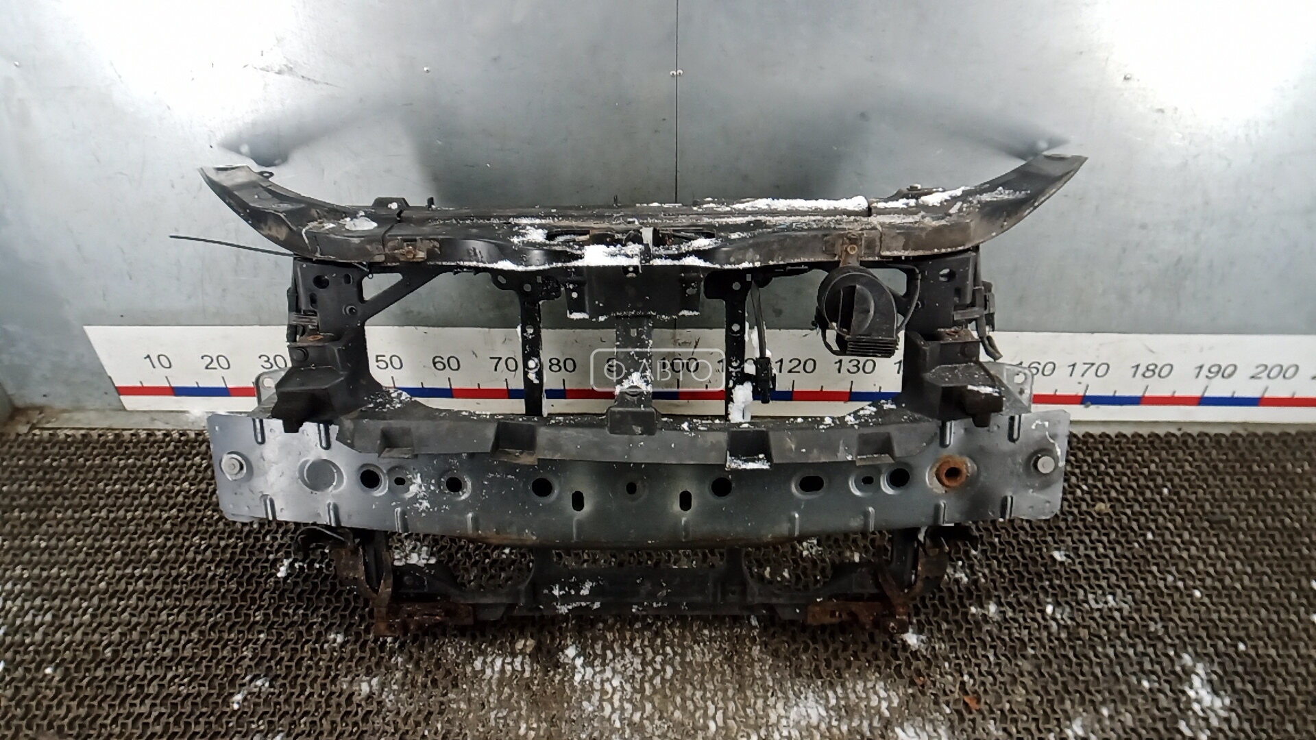 Передняя панель крепления облицовки (телевизор)