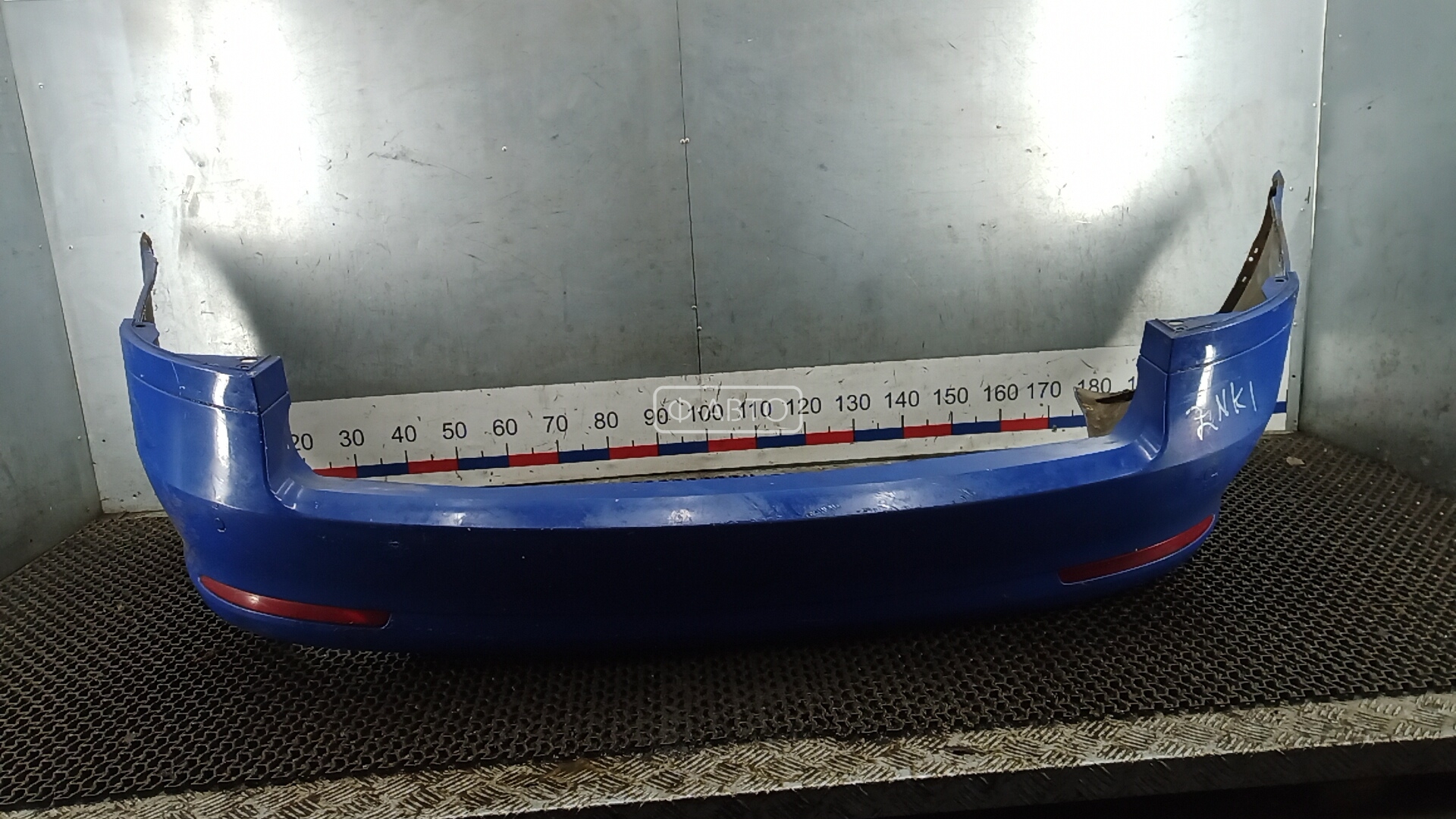 Бампер задний