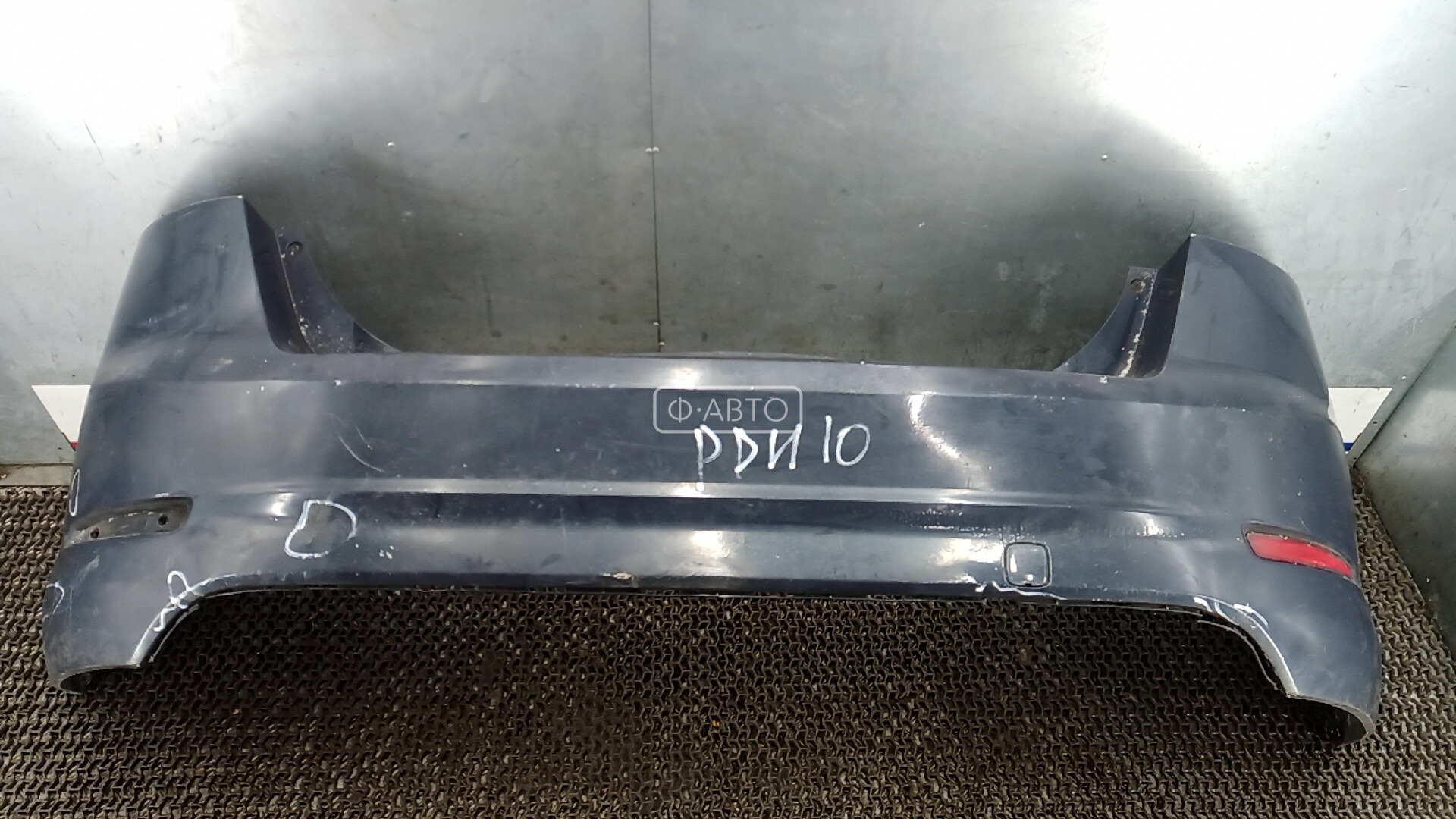 Бампер задний