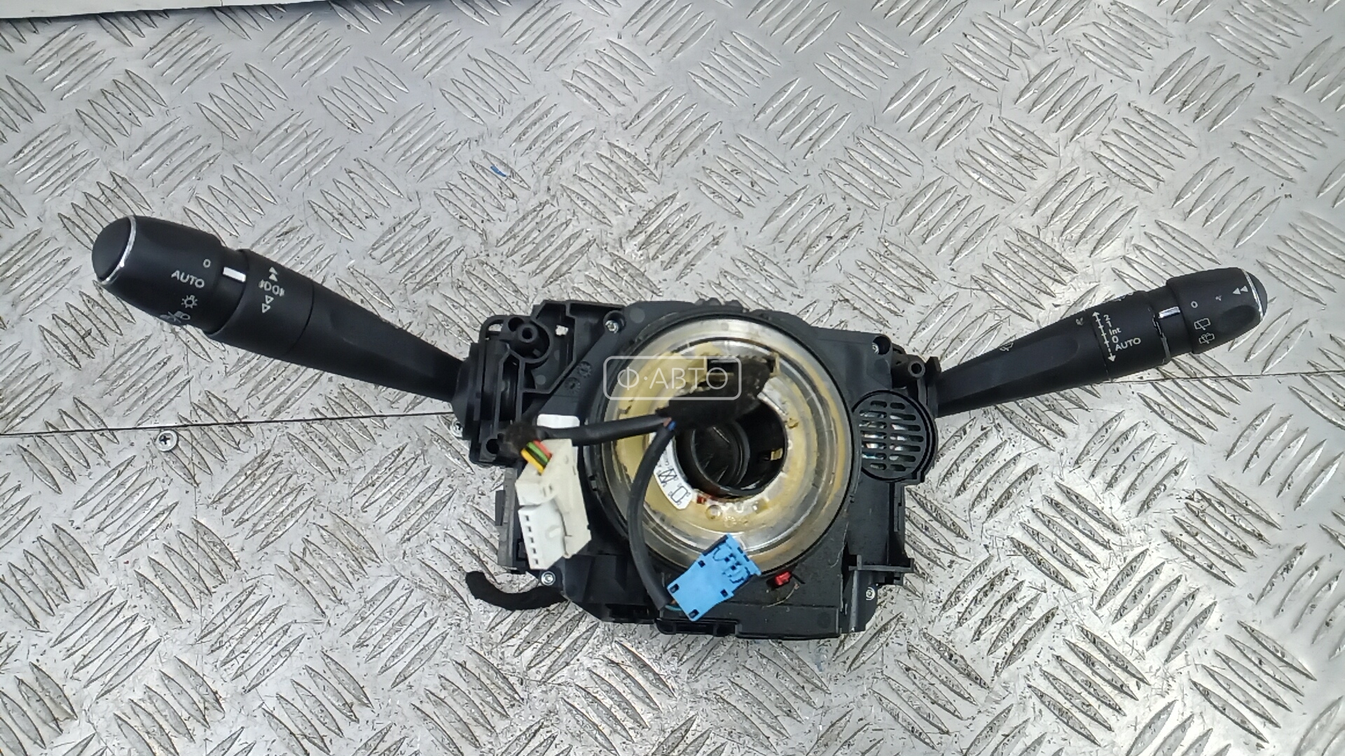 Переключатель поворотов и дворников (стрекоза)