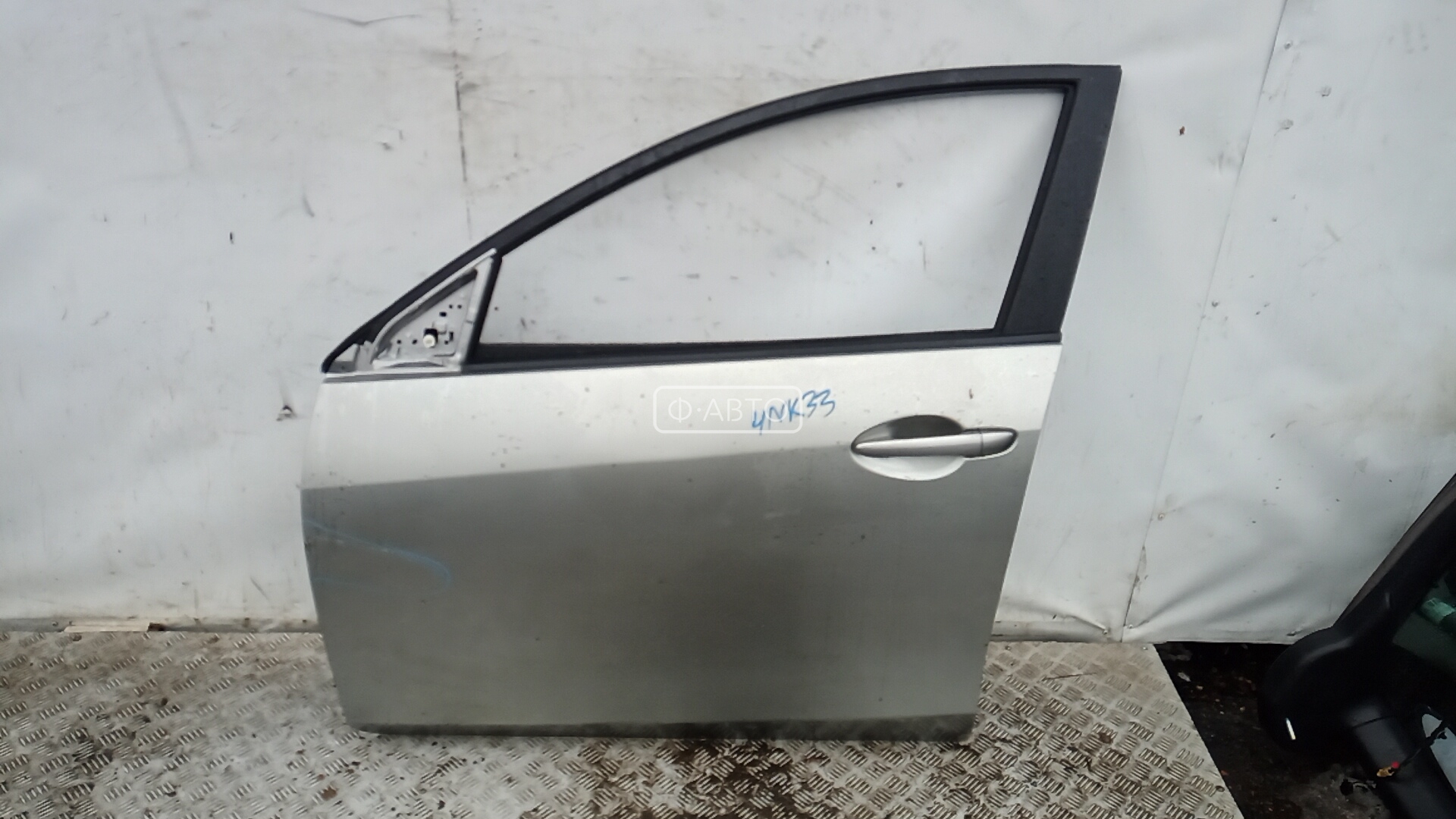 Дверь передняя левая