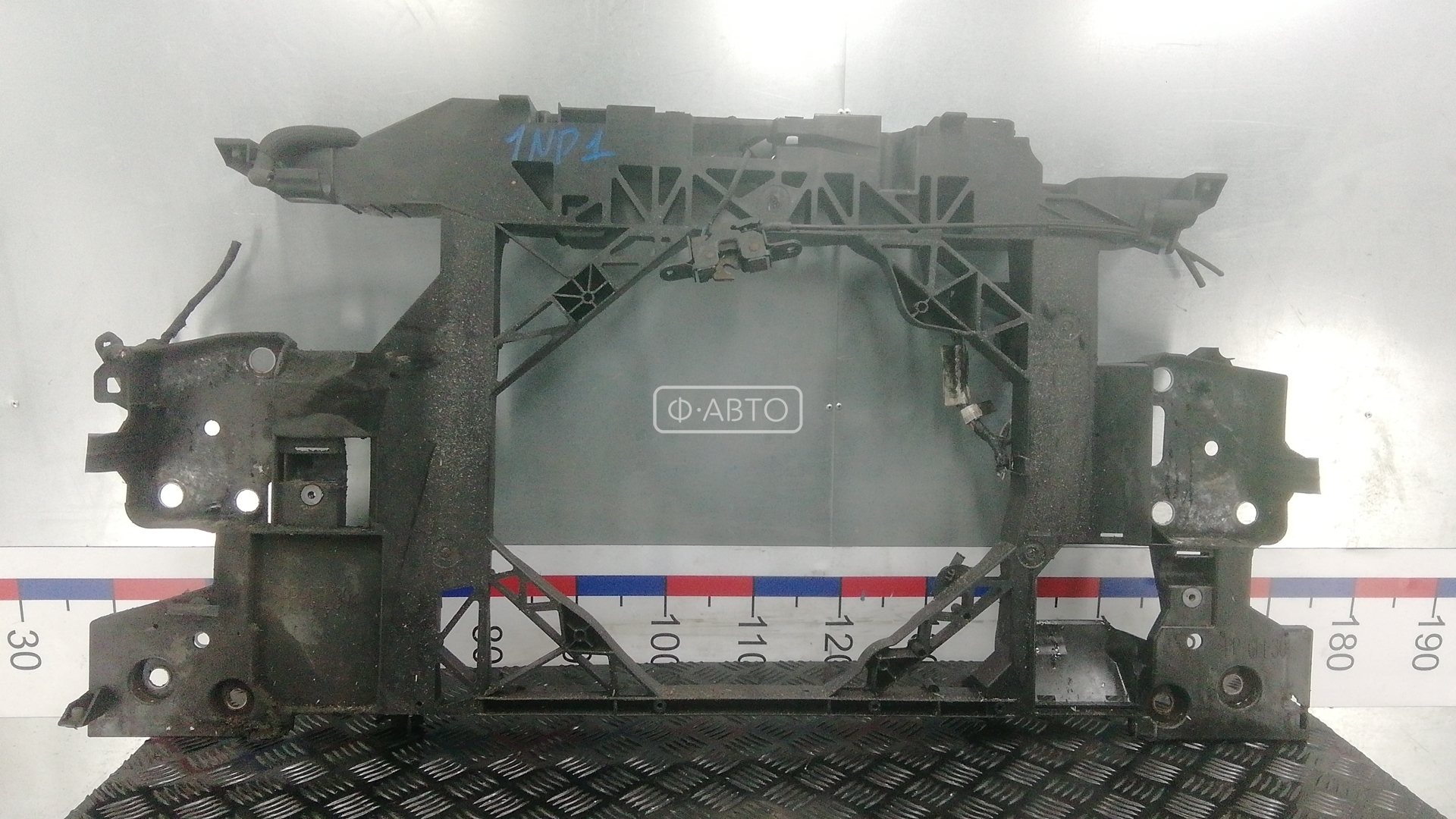 Передняя панель крепления облицовки (телевизор)