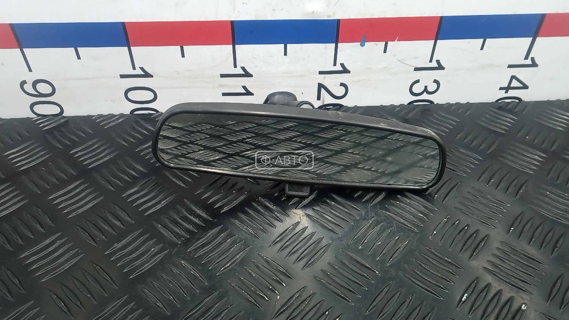 Зеркало салона