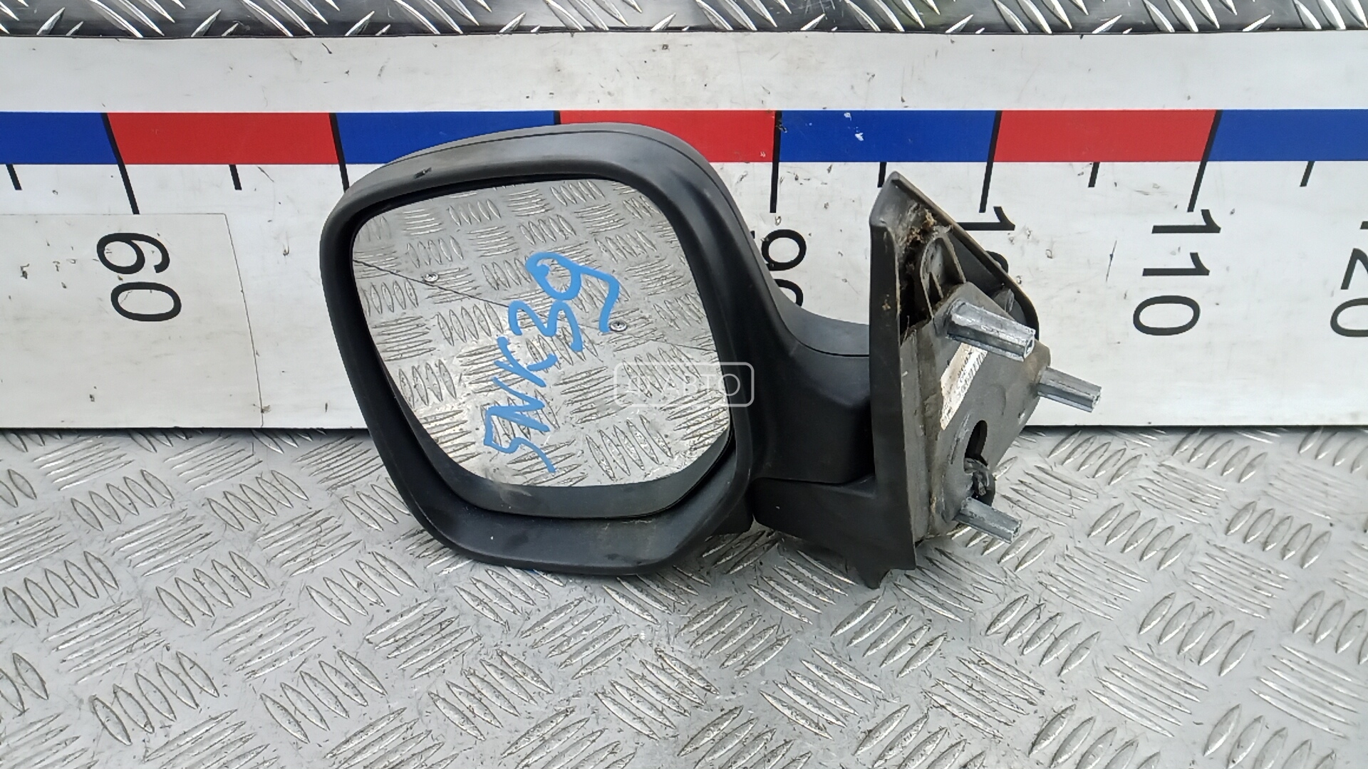 Зеркало наружное левое
