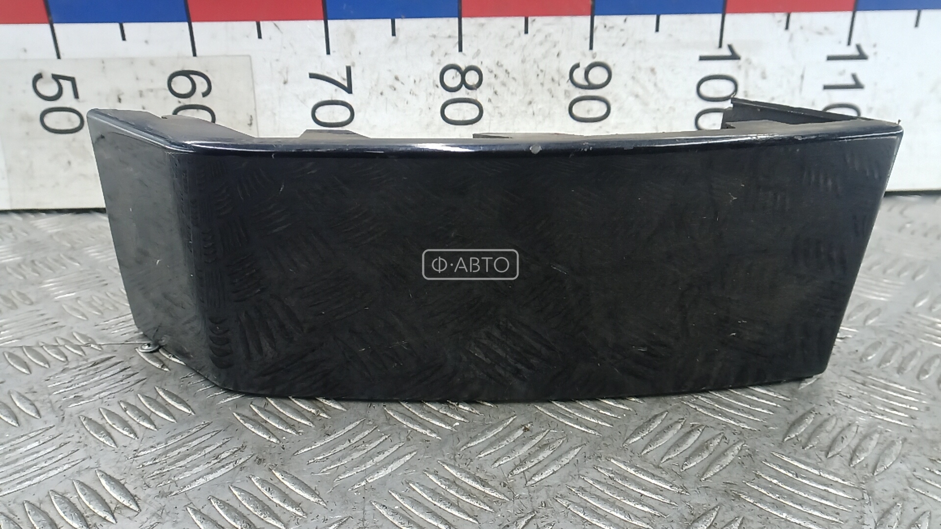 Ус под фонарь левый