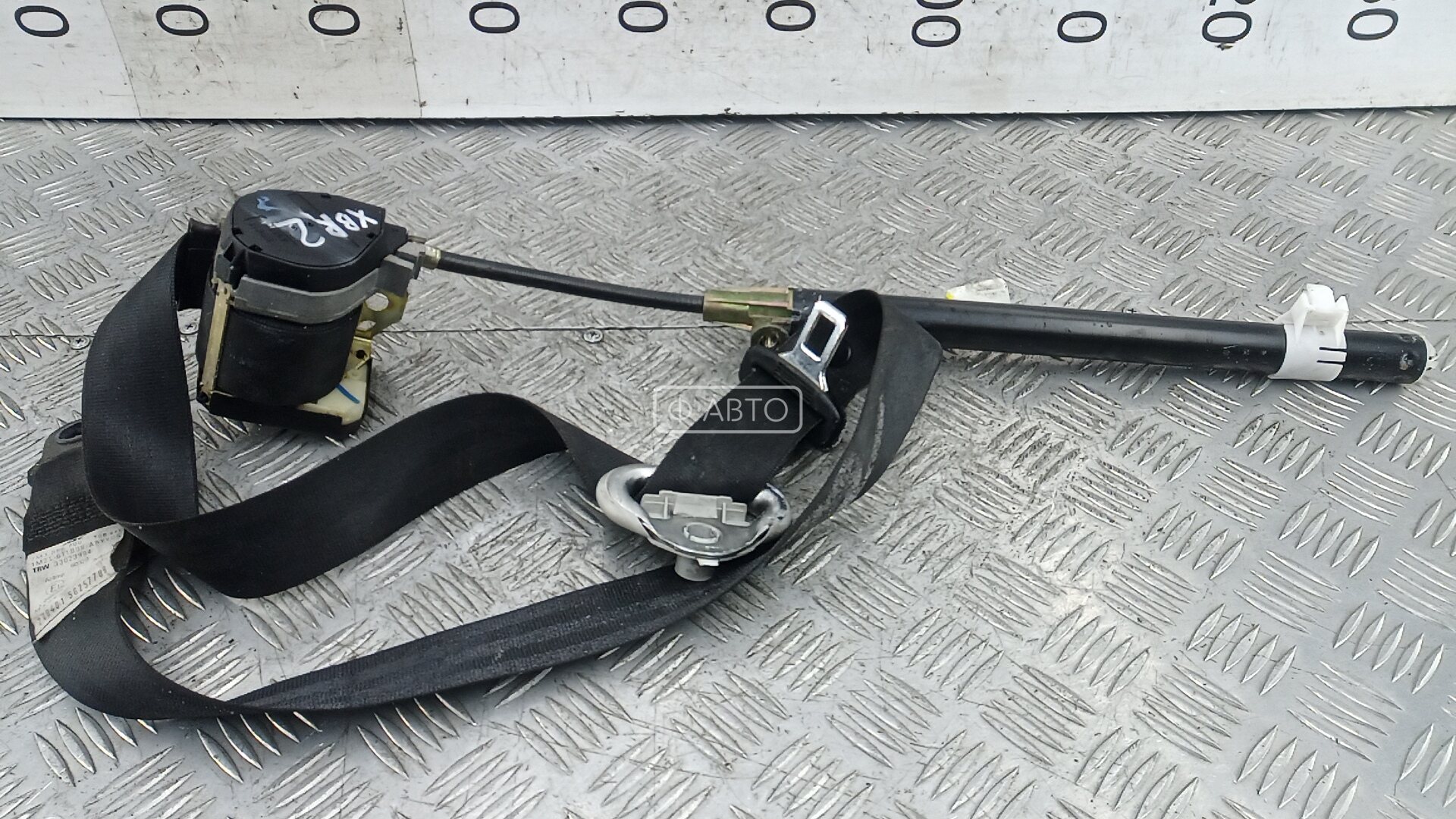 Ремень безопасности с пиропатроном сиденья переднего