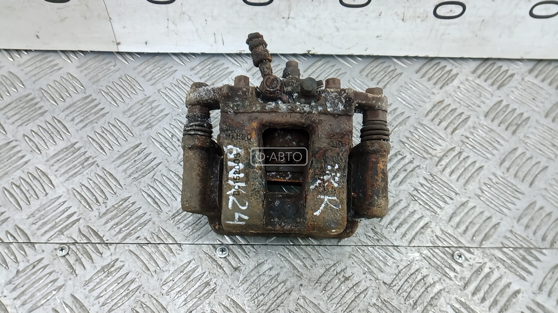 Суппорт тормозной задний правый