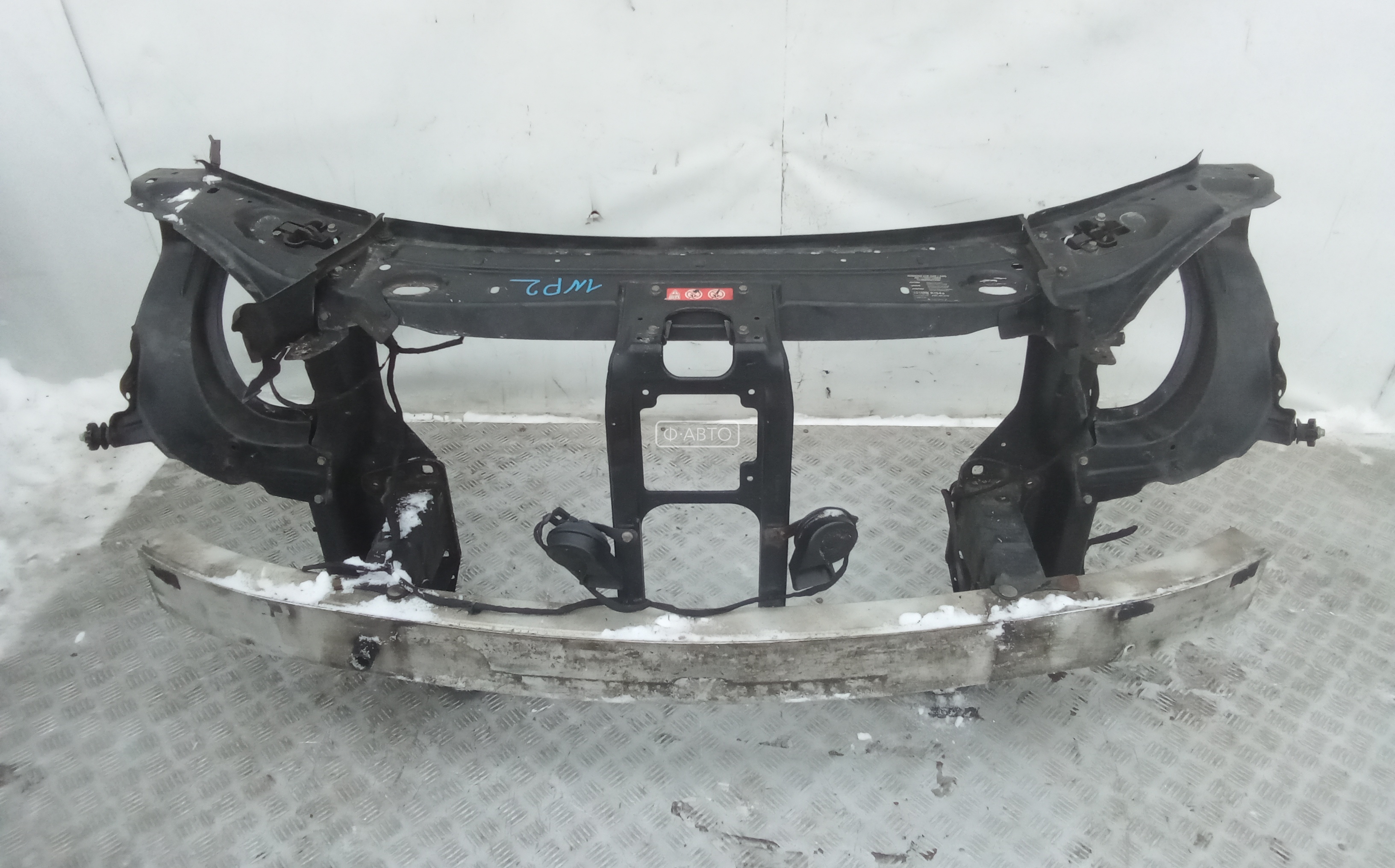 Передняя панель крепления облицовки (телевизор)