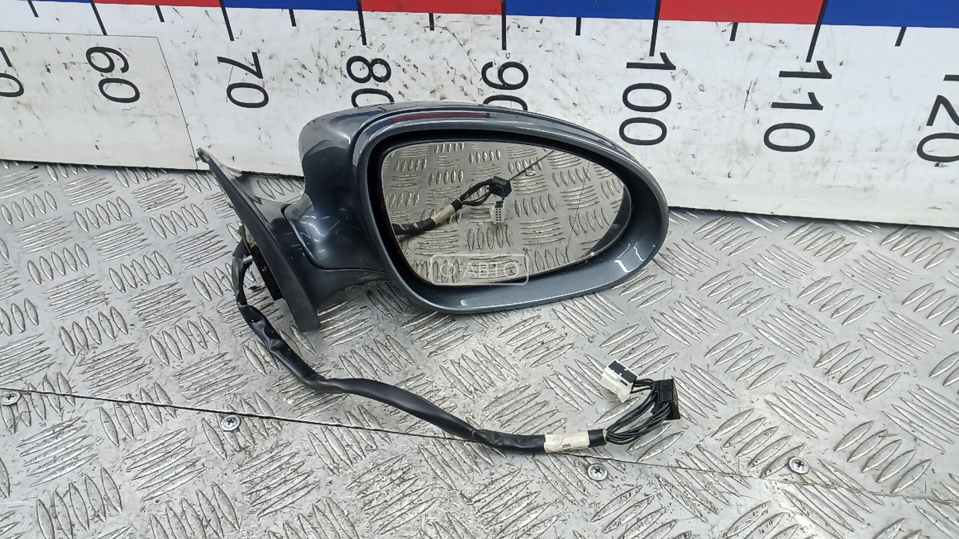 Зеркало наружное правое
