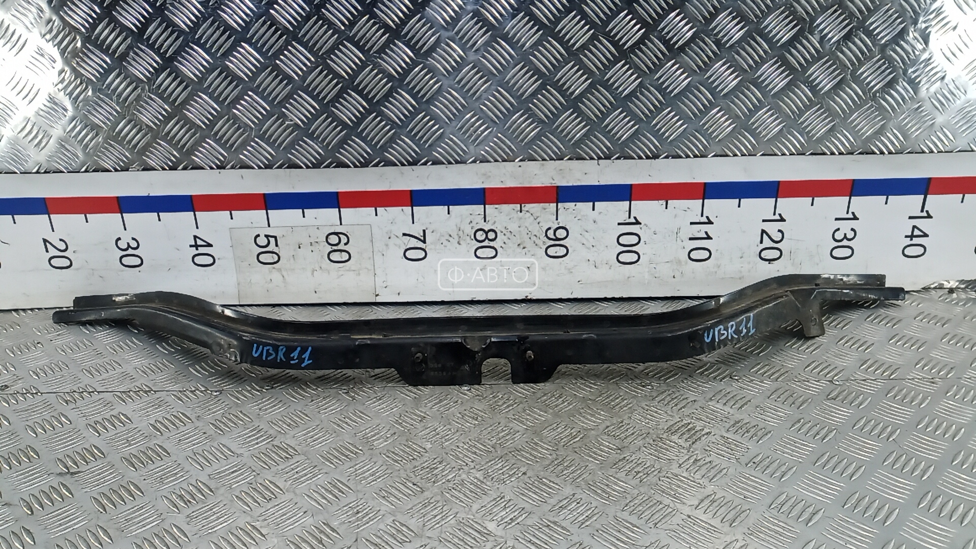 Рамка капота