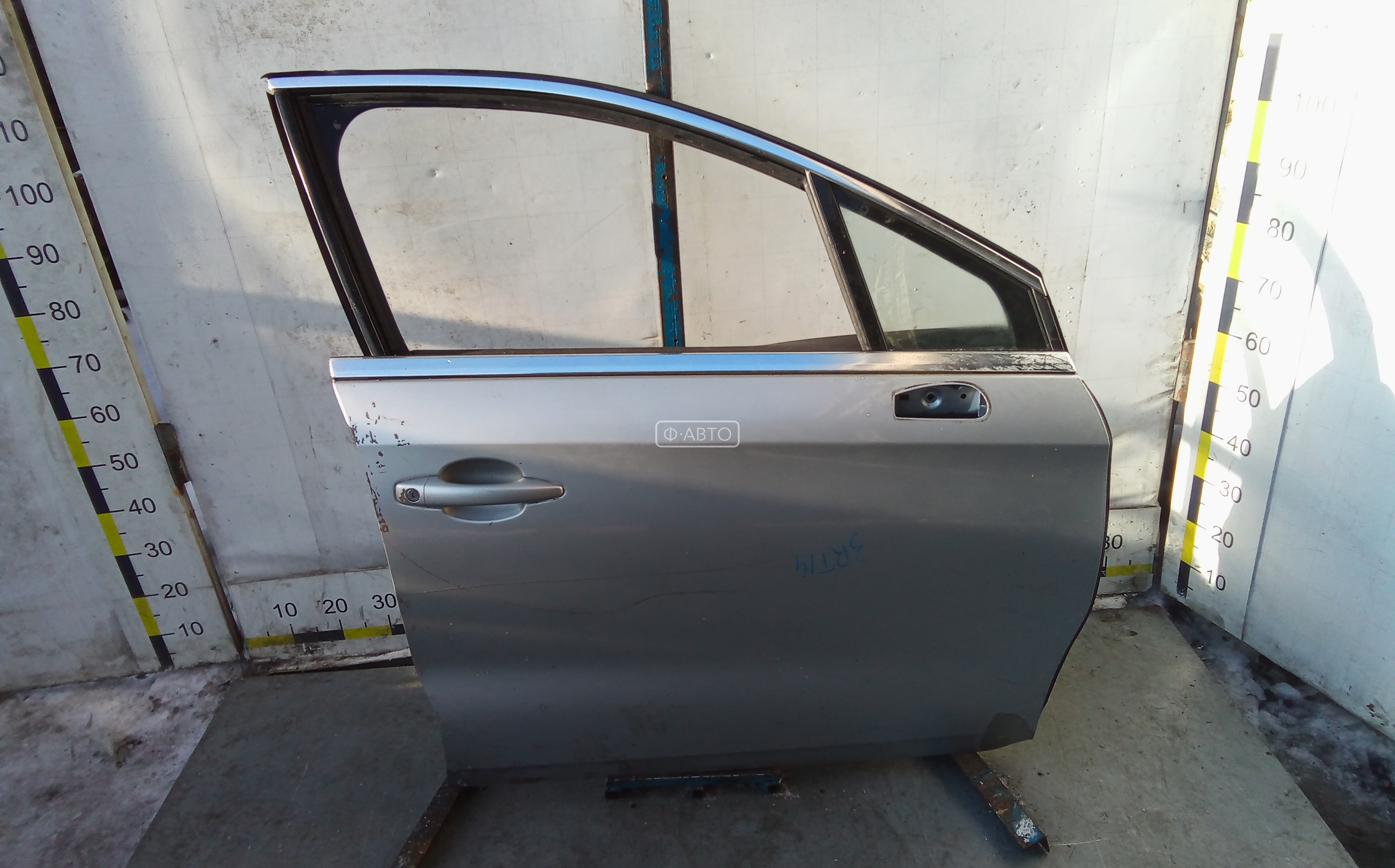 Дверь передняя правая