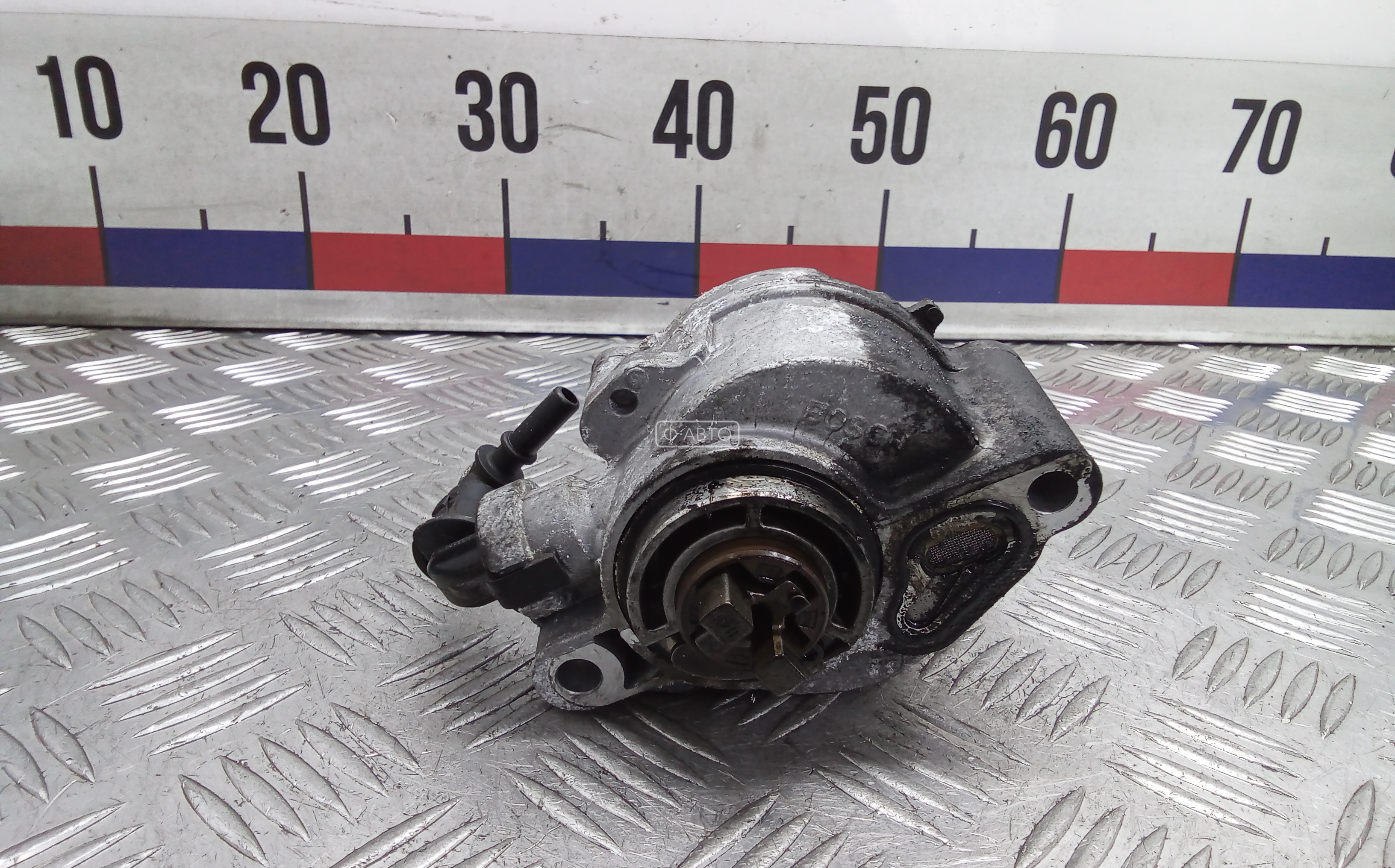 Насос вакуумный