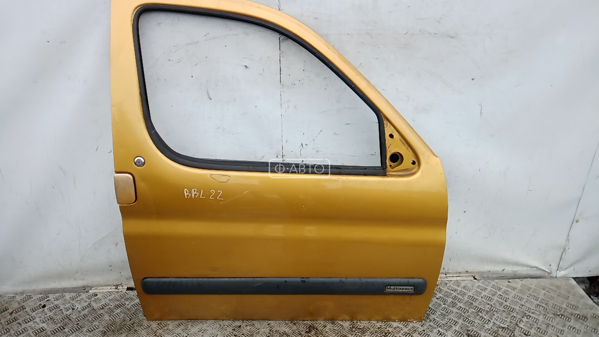 Дверь передняя правая