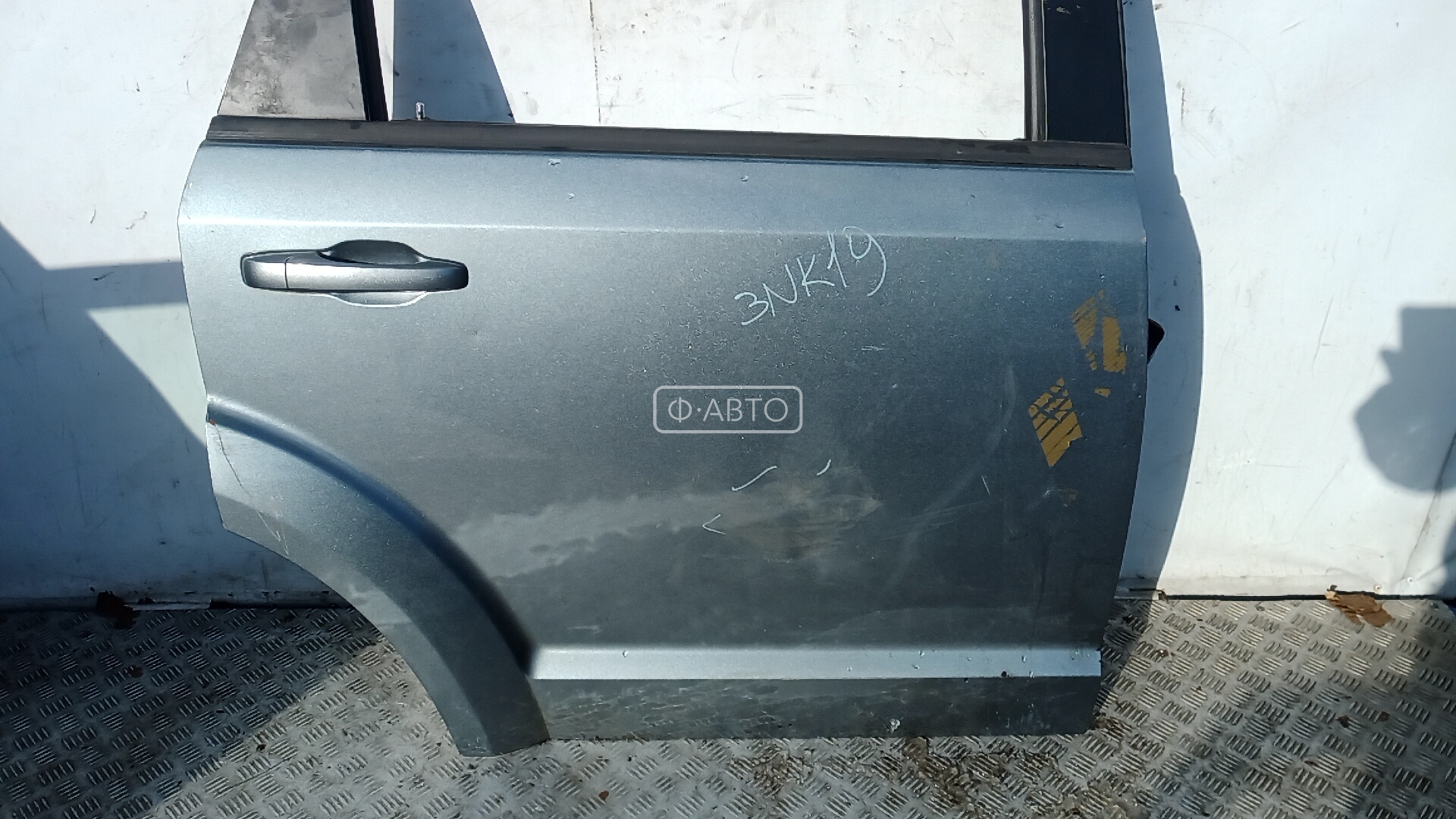 Дверь задняя правая