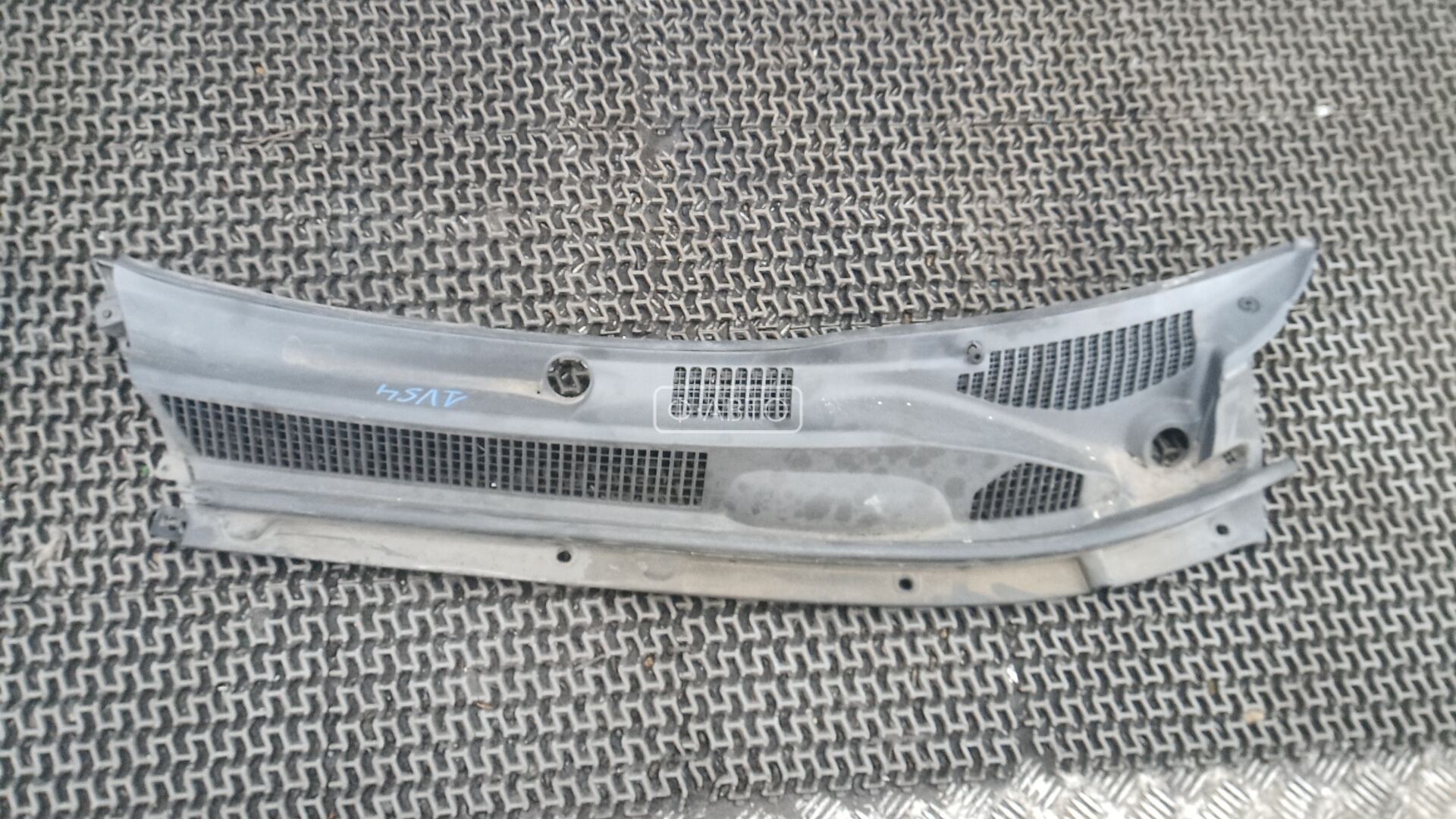 Накладка декоративная (жабо, дождевик)