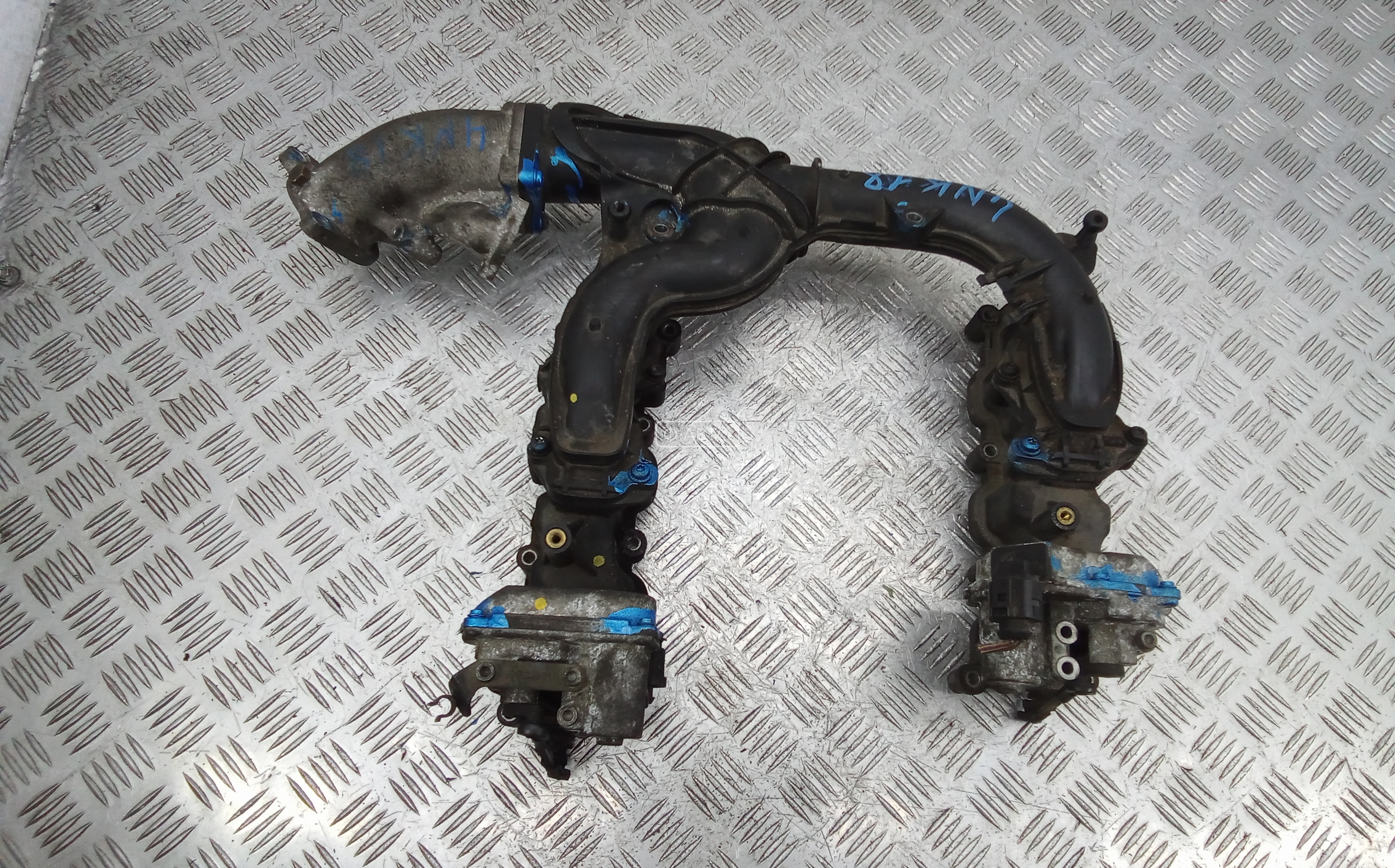 Впускной коллектор дизельный