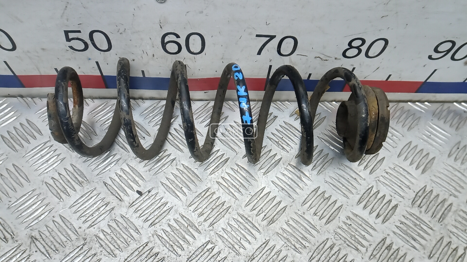 Пружина задняя