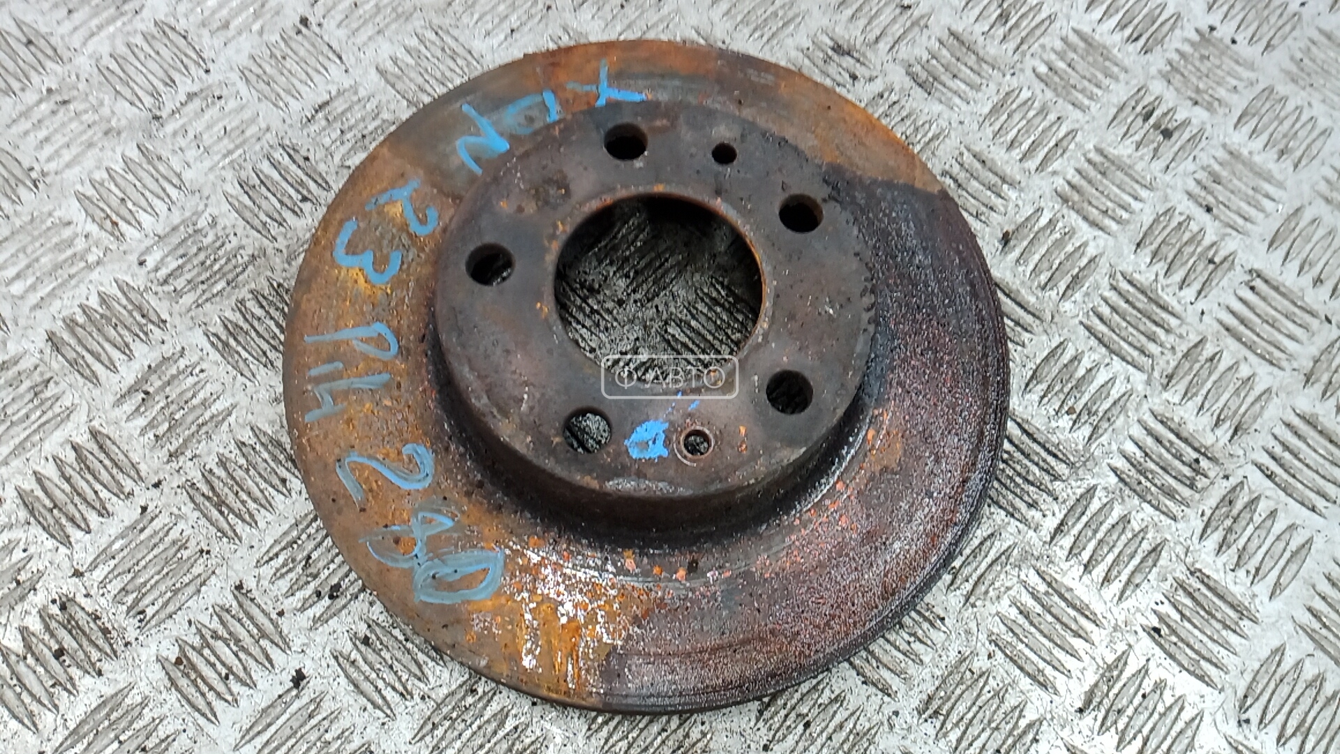 Диск тормозной передний