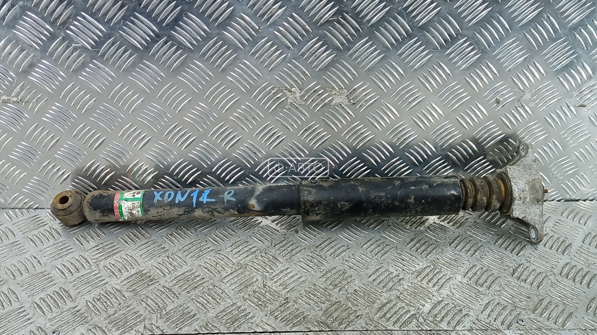 Амортизатор задней балки