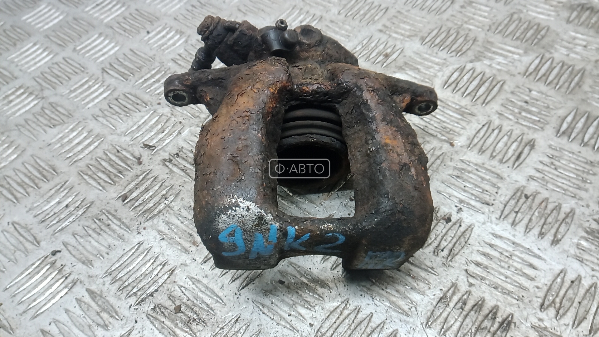 Суппорт тормозной передний правый